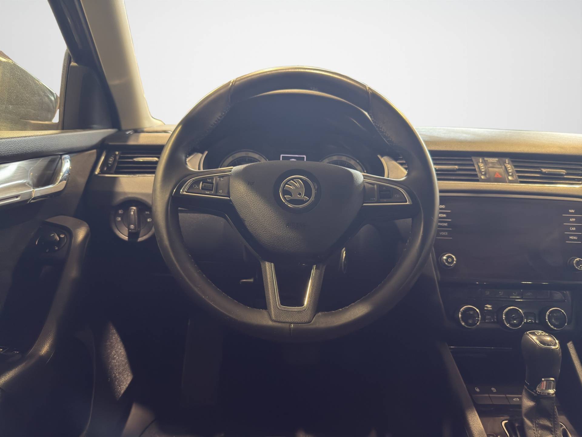 SKODA Octavia Octavia Wagon 1.5 g-tec Executive 130cv dsg usata in pronta consegna - Brandini