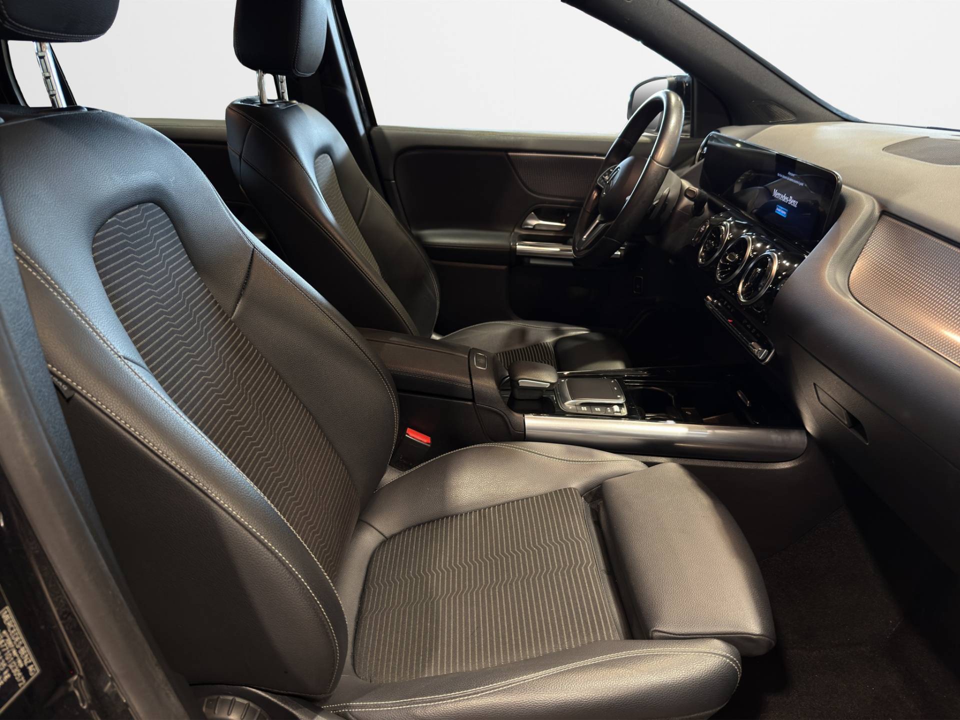 MERCEDES GLA GLA 180 d Sport Plus auto usata in pronta consegna - Brandini