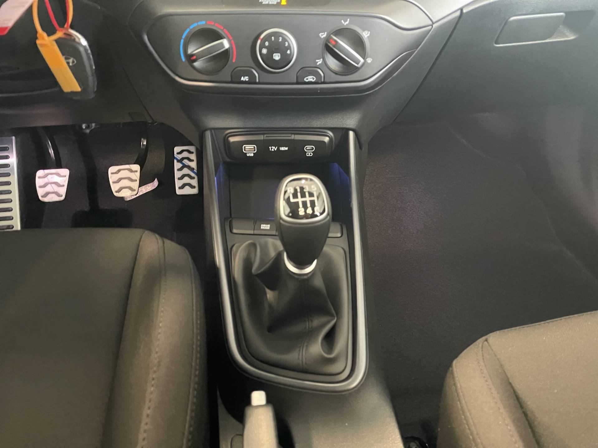 Auto Venduta - HYUNDAI Bayon Bayon 1.0 t-gdi Business 90cv mt usata in pronta consegna - Brandini