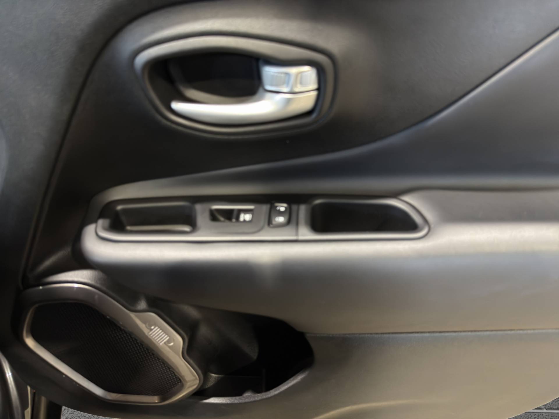 Auto Venduta - JEEP Renegade Renegade 1.5 turbo t4 mhev Summit 2wd dct usata in pronta consegna - Brandini