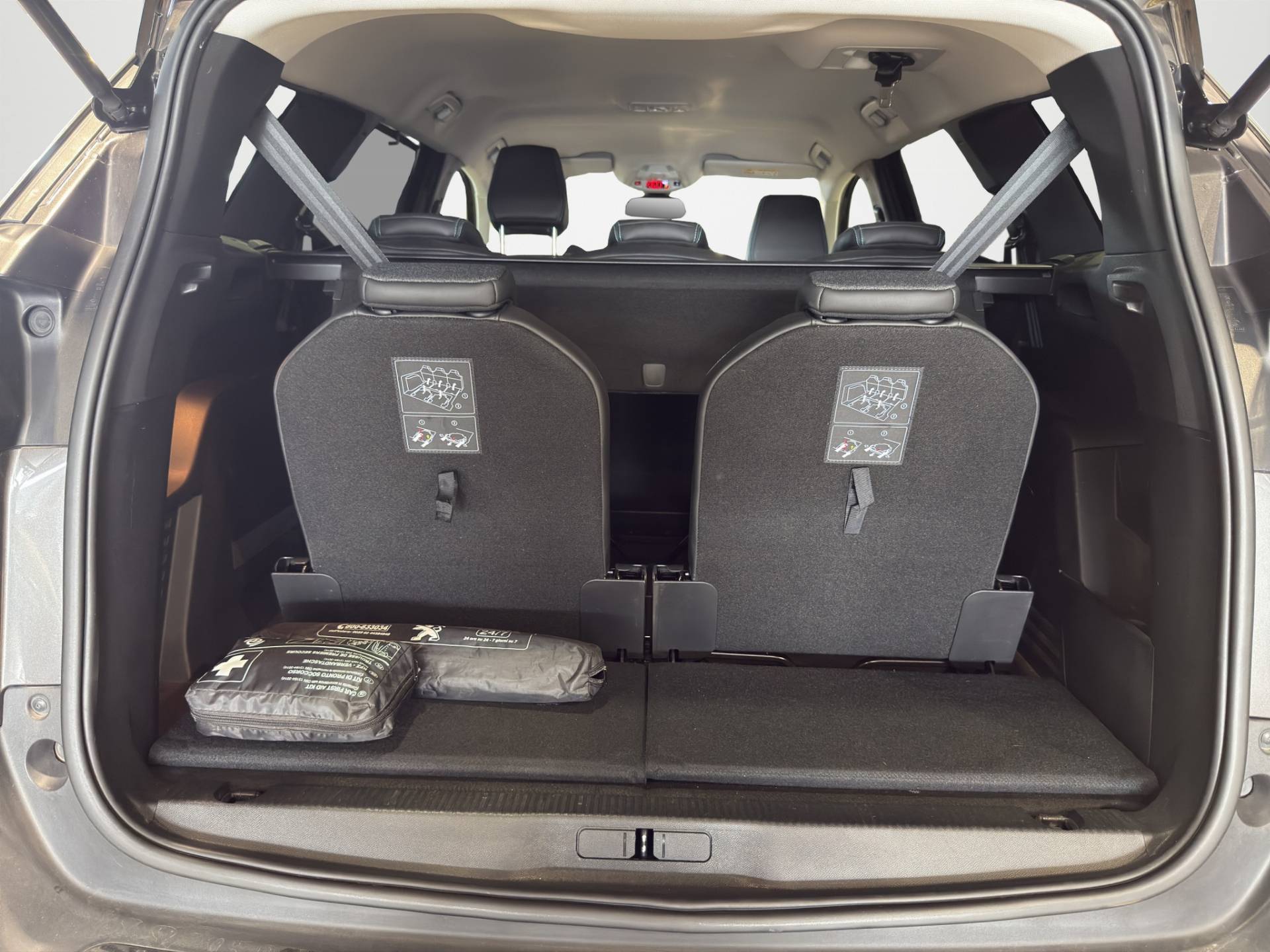 Auto Venduta - PEUGEOT 5008 5008 1.5 bluehdi Allure Pack s&s 130cv eat8 usata in pronta consegna - Brandini