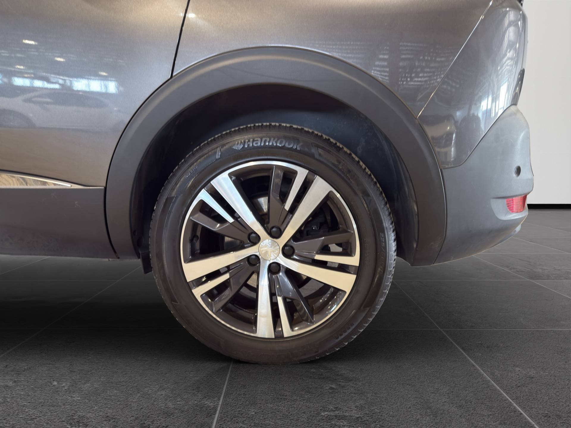 Auto Venduta - PEUGEOT 5008 5008 1.5 bluehdi Allure Pack s&s 130cv eat8 usata in pronta consegna - Brandini