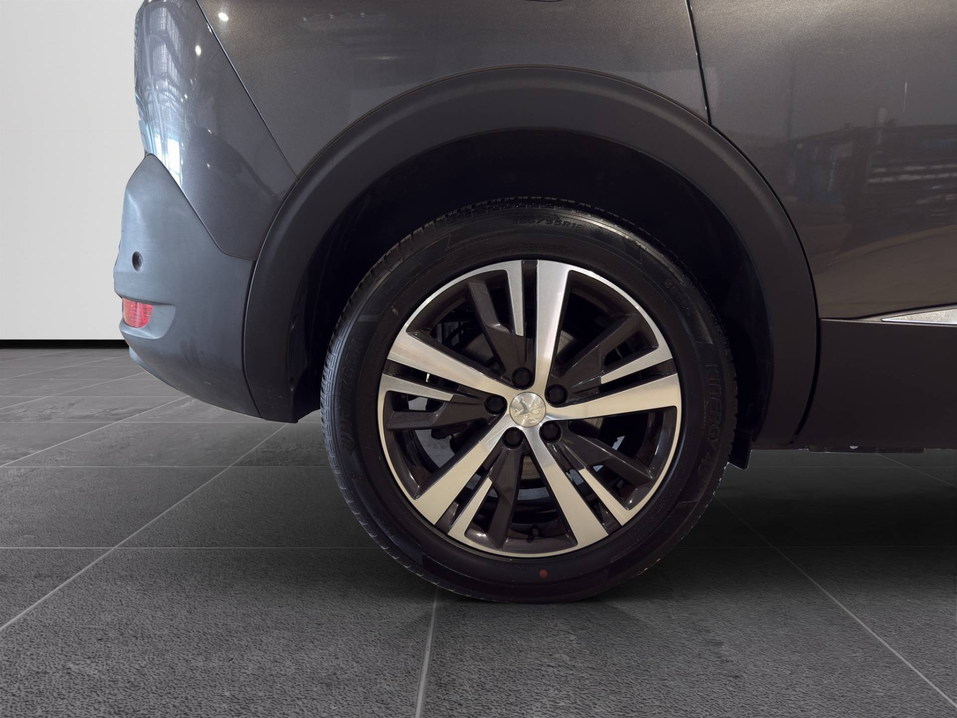 Auto Venduta - PEUGEOT 5008 5008 1.5 bluehdi Allure Pack s&s 130cv eat8 usata in pronta consegna - Brandini