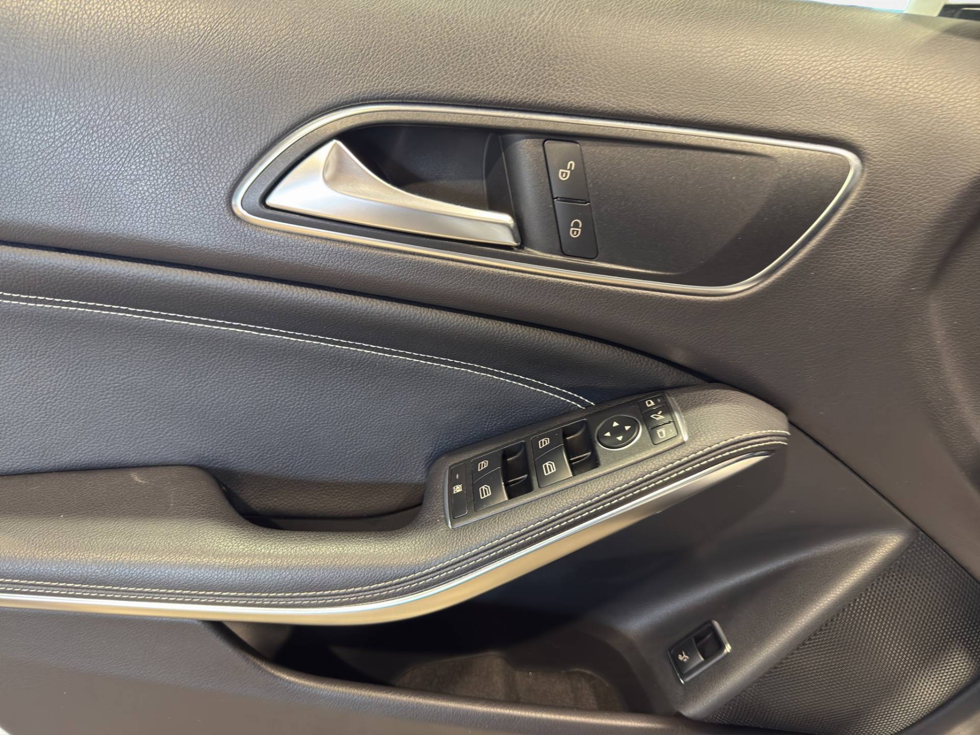 MERCEDES GLA GLA 180 Sport usata in pronta consegna - Brandini