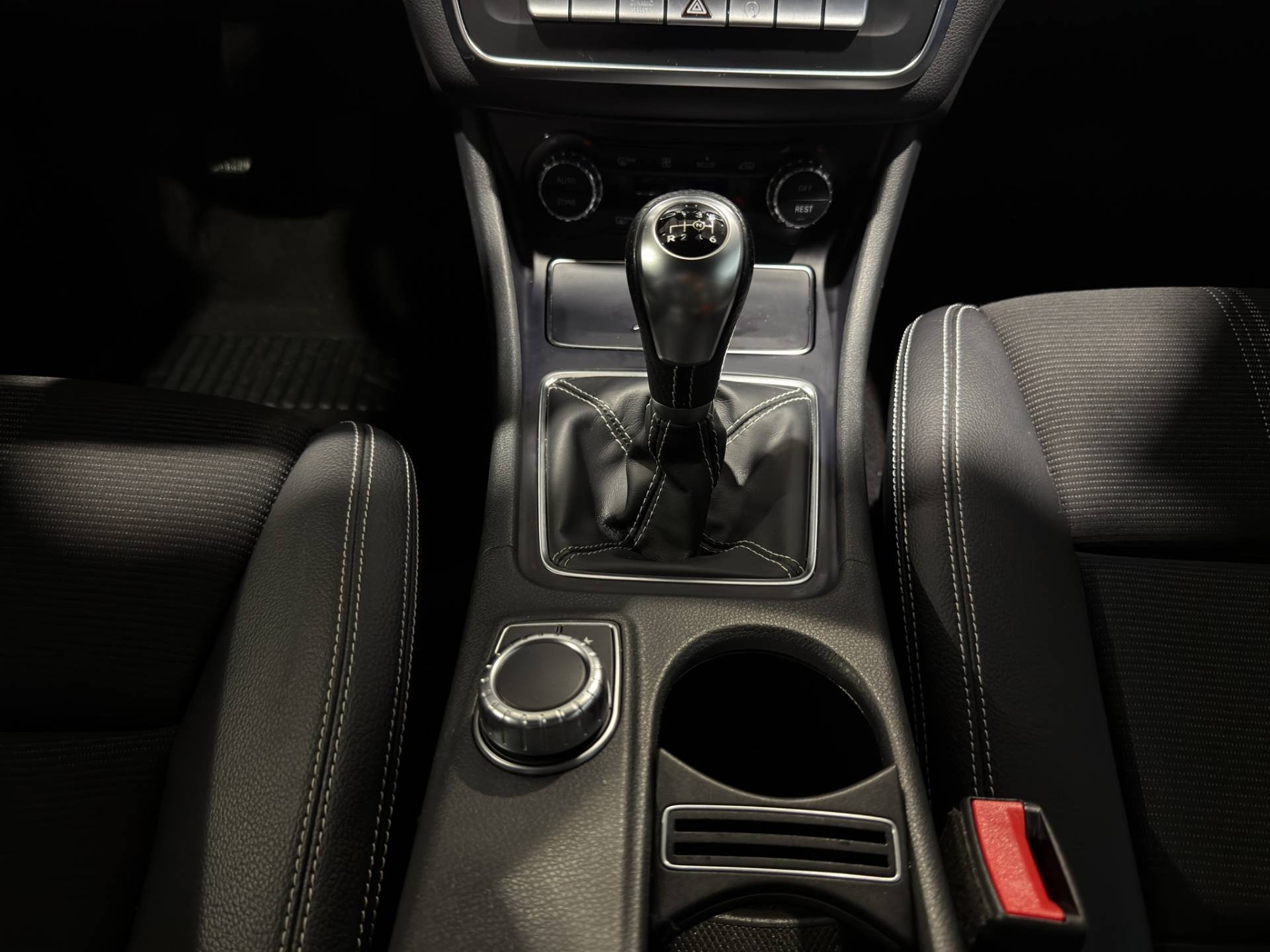 MERCEDES GLA GLA 180 Sport usata in pronta consegna - Brandini