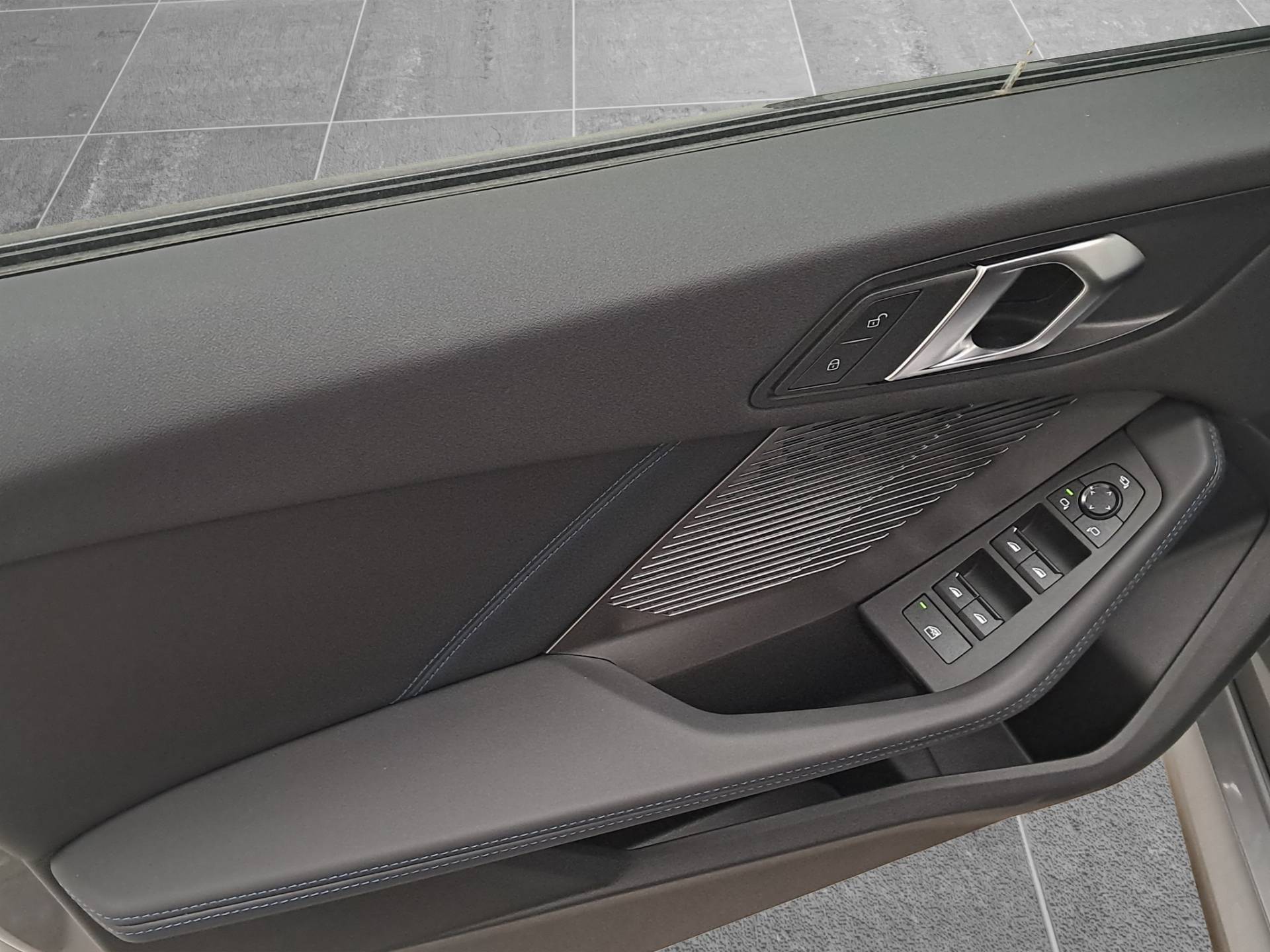 BMW Serie 1 118d auto usata in pronta consegna - Brandini