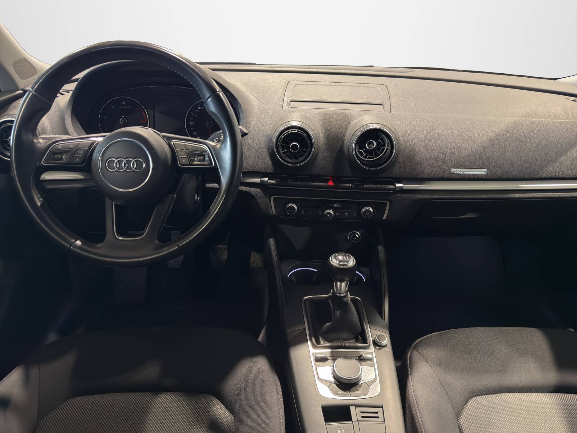AUDI A3 A3 Sportback 30 1.6 tdi Business 116cv usata in pronta consegna - Brandini