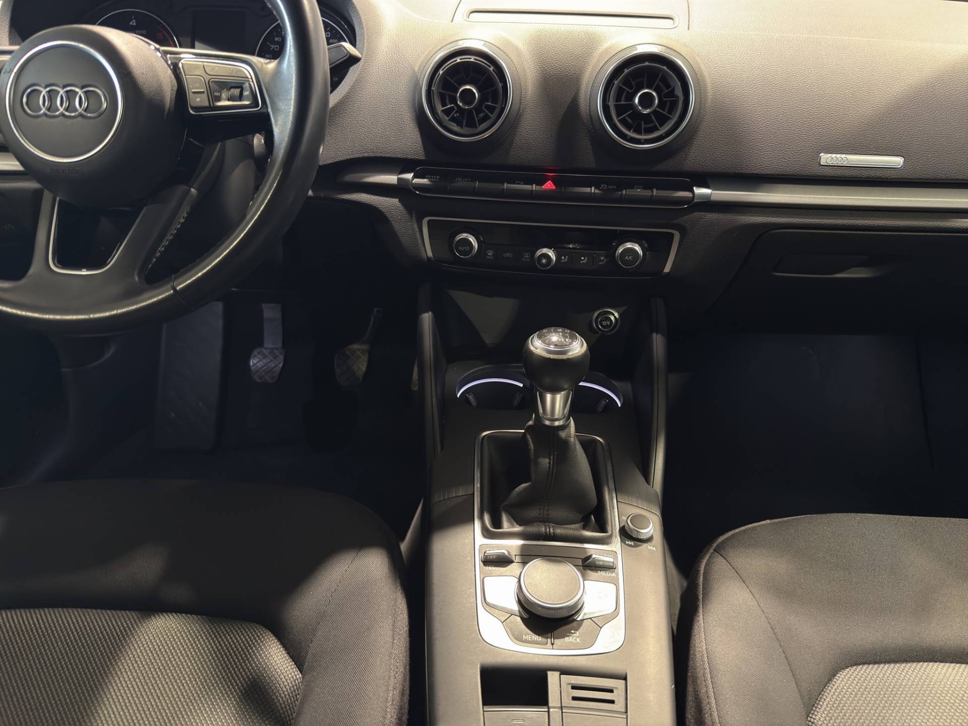 AUDI A3 A3 Sportback 30 1.6 tdi Business 116cv usata in pronta consegna - Brandini