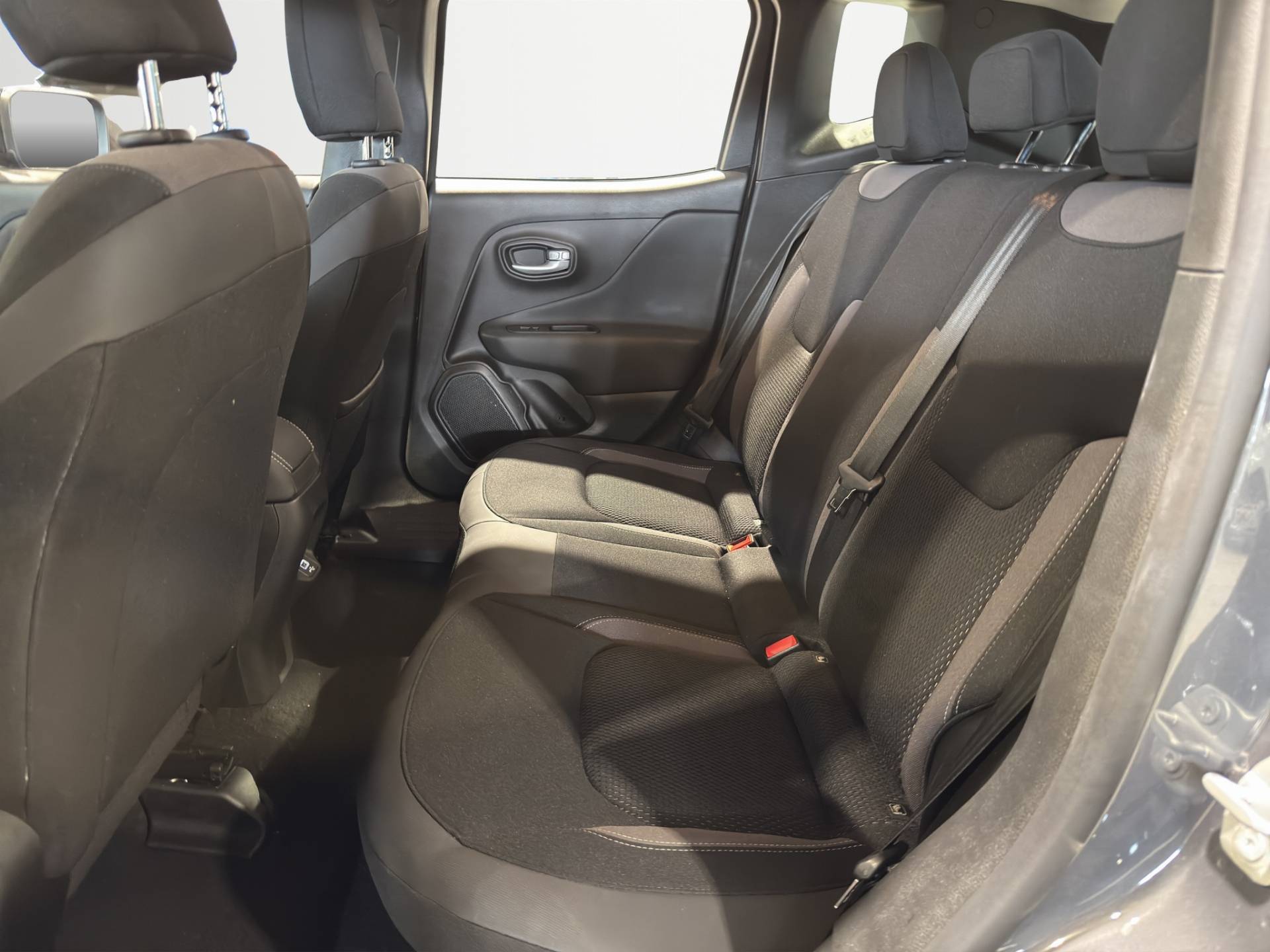 Auto Venduta - JEEP Renegade Renegade 1.5 turbo t4 mhev Limited 2wd 130cv dct usata in pronta consegna - Brandini