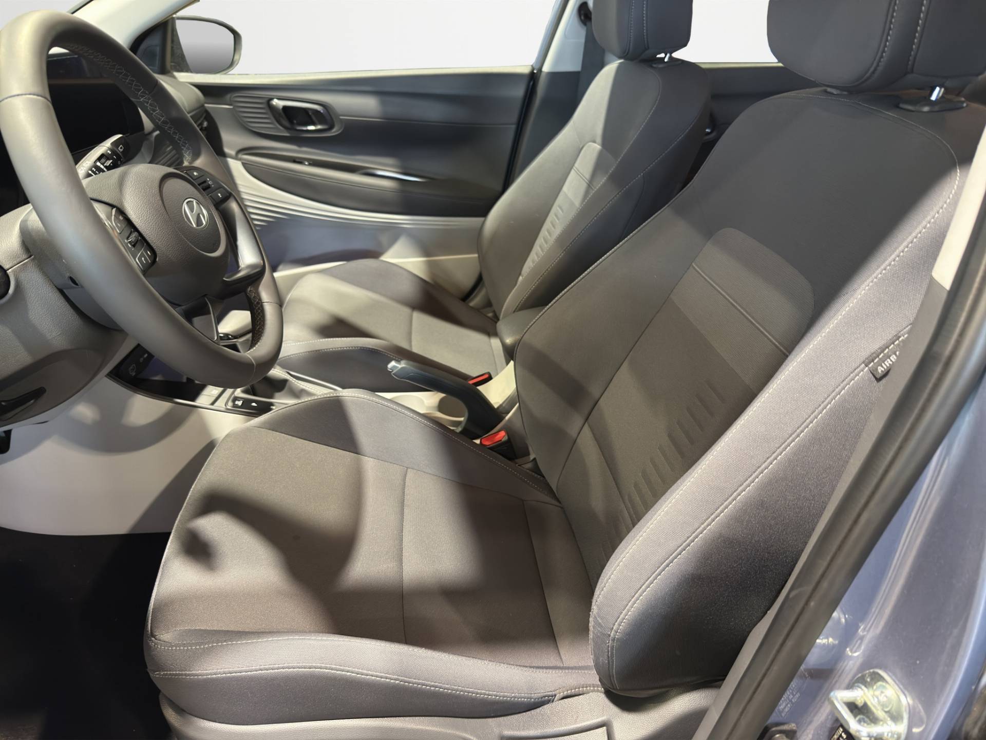 Auto Venduta - HYUNDAI Bayon Bayon 1.0 t-gdi 48V Xclass dct usata in pronta consegna - Brandini
