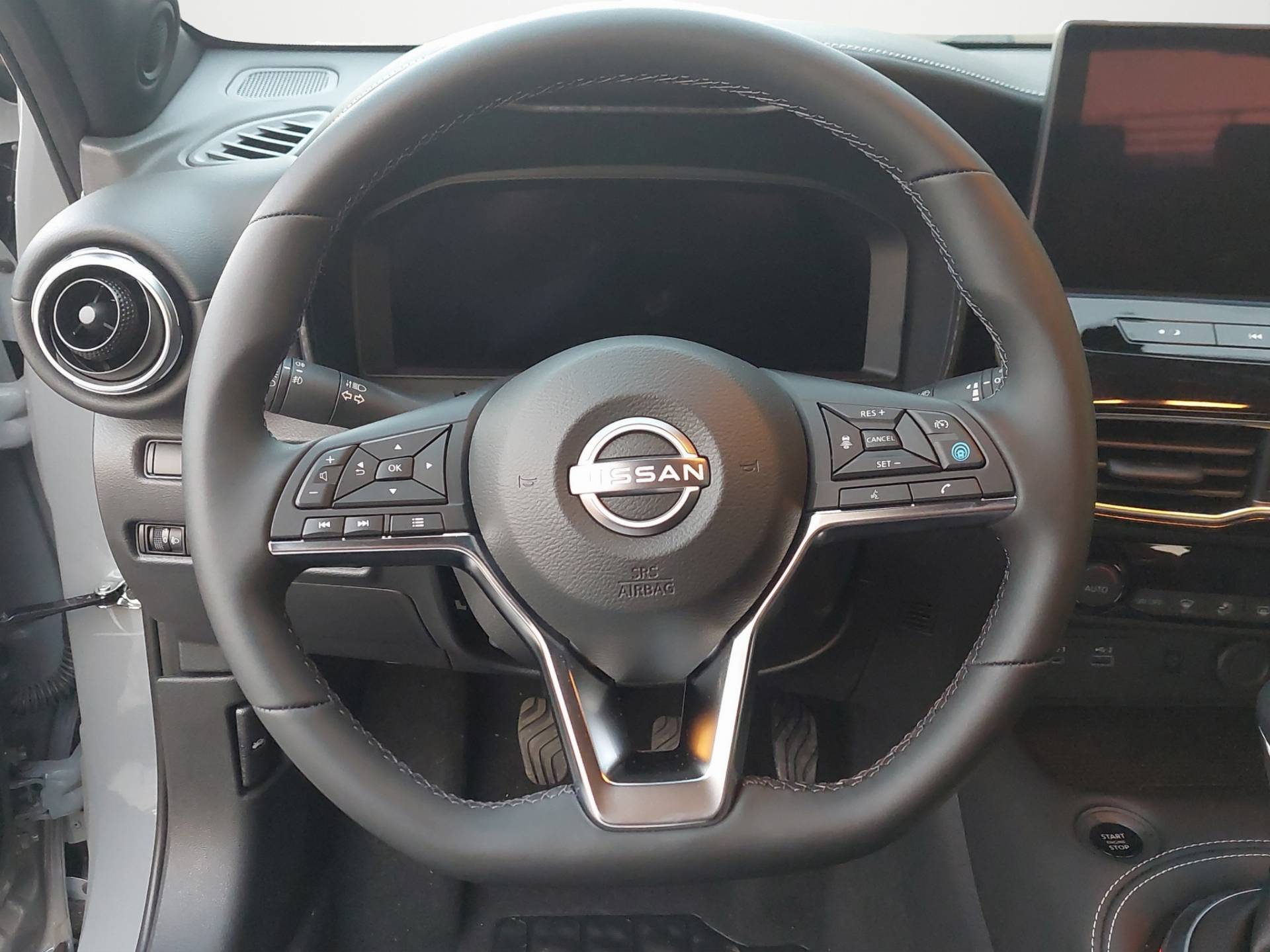 NISSAN Juke Juke 1.0 dig-t Tekna 114cv usata in pronta consegna - Brandini