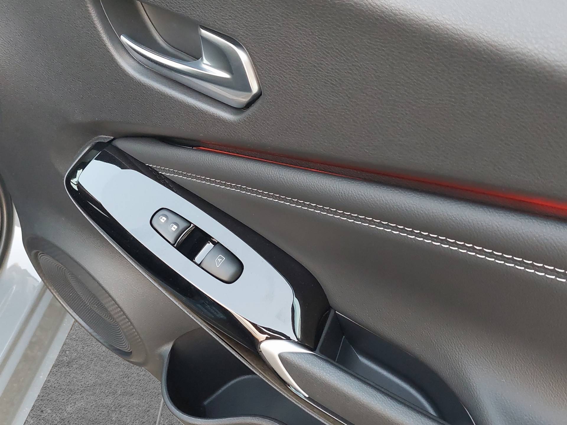 NISSAN Juke Juke 1.0 dig-t Tekna 114cv usata in pronta consegna - Brandini