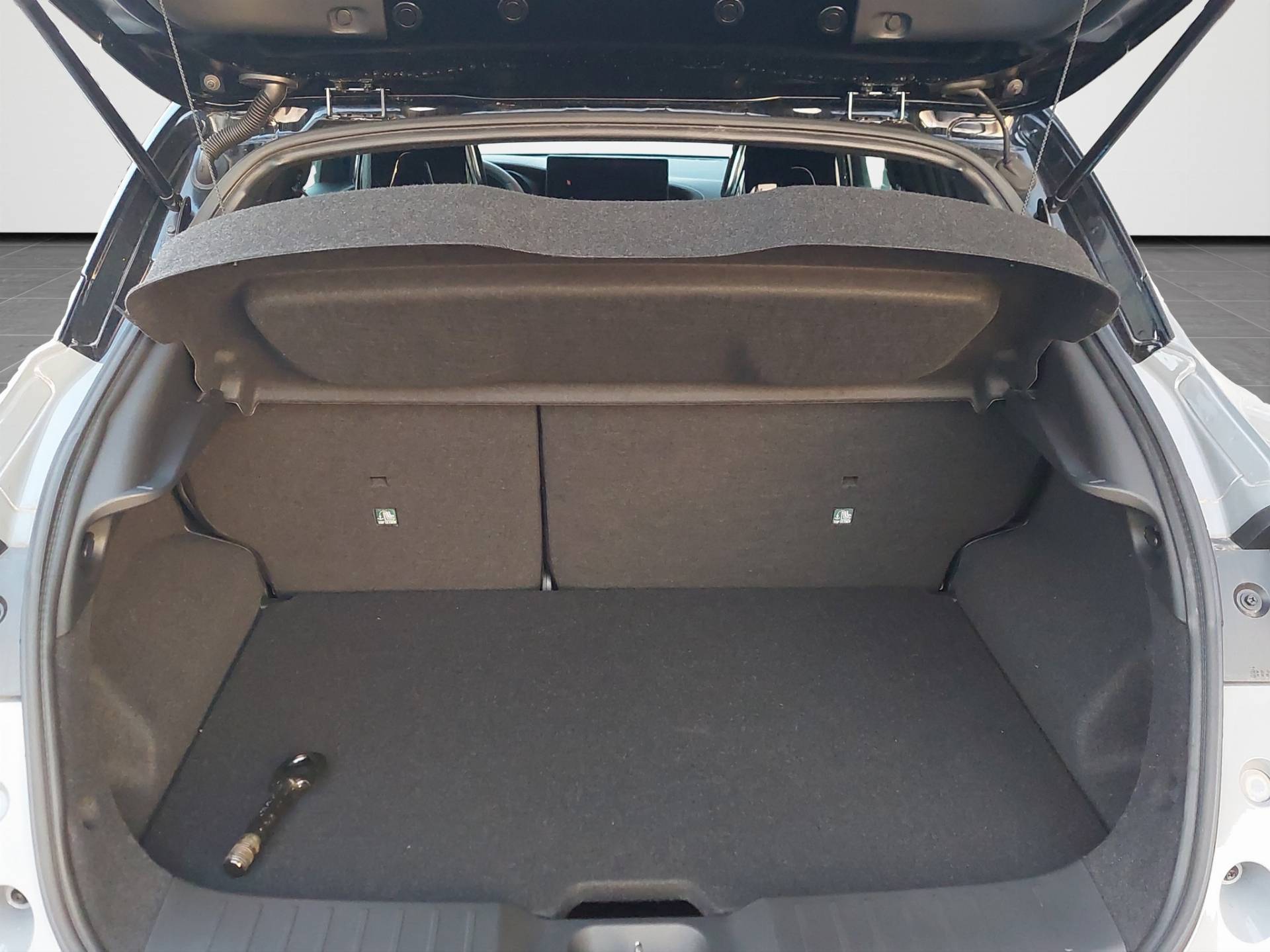 NISSAN Juke Juke 1.0 dig-t Tekna 114cv usata in pronta consegna - Brandini