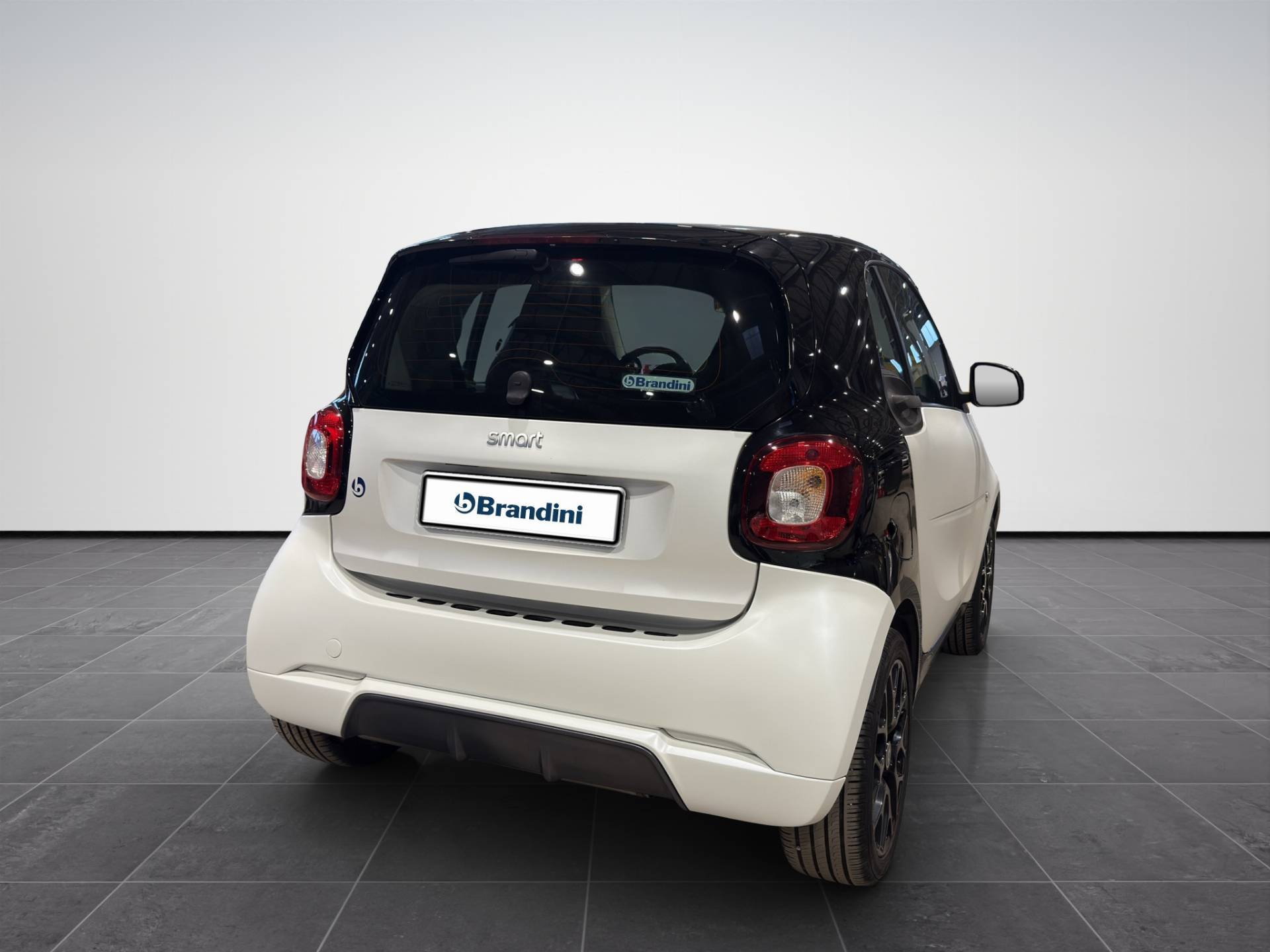 Auto Venduta - SMART Fortwo Fortwo 1.0 Superpassion 71cv twinamic usata in pronta consegna - Brandini