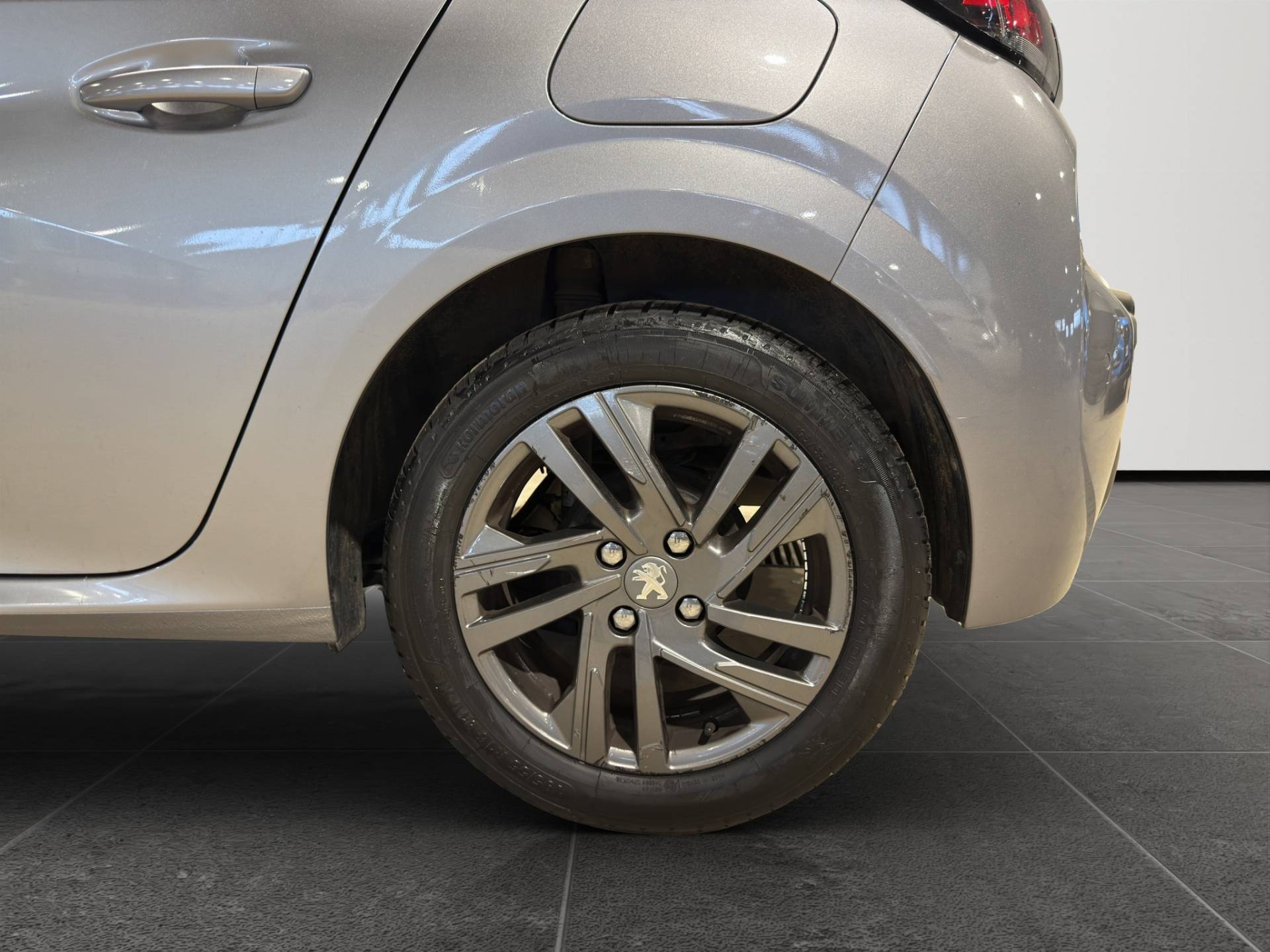 Auto Venduta - PEUGEOT 208 208 1.2 puretech Active Pack s&s 75cv usata in pronta consegna - Brandini