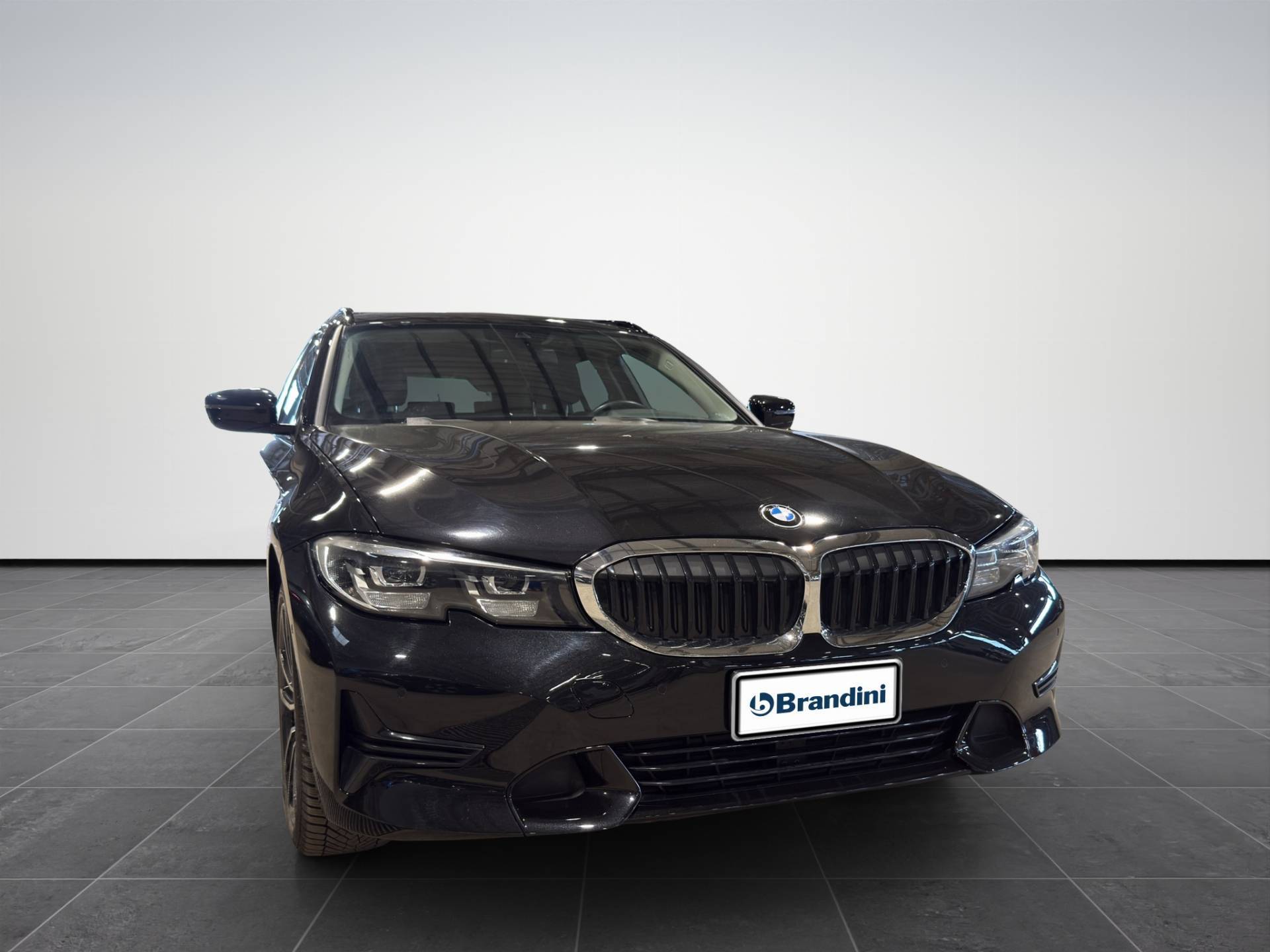 BMW Serie 3 Touring 318i Touring Sport auto usata in pronta consegna - Brandini