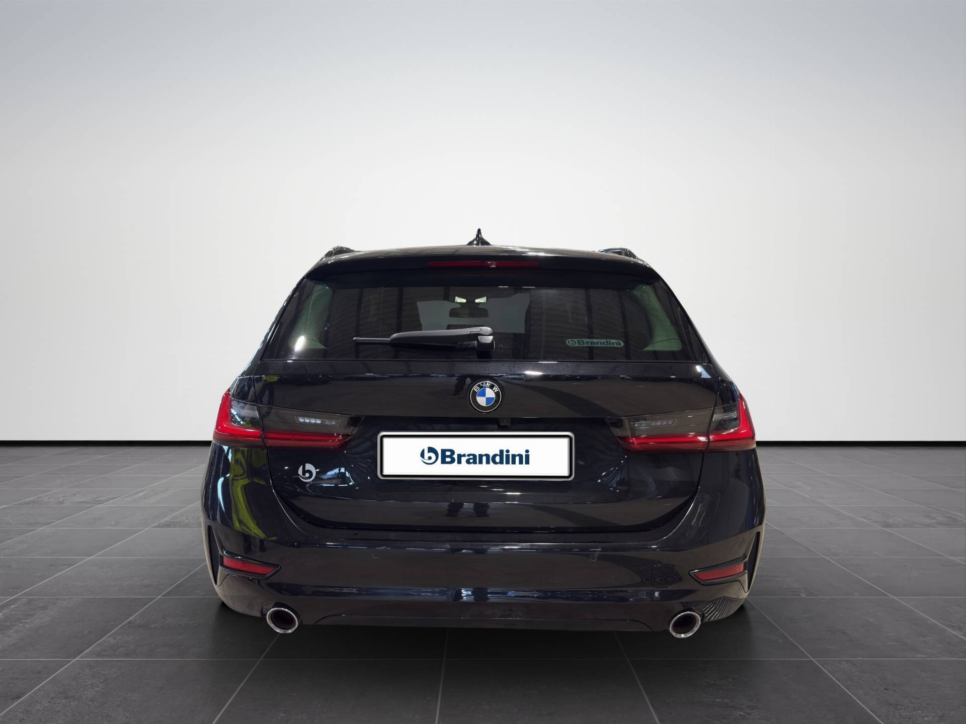 BMW Serie 3 Touring 318i Touring Sport auto usata in pronta consegna - Brandini