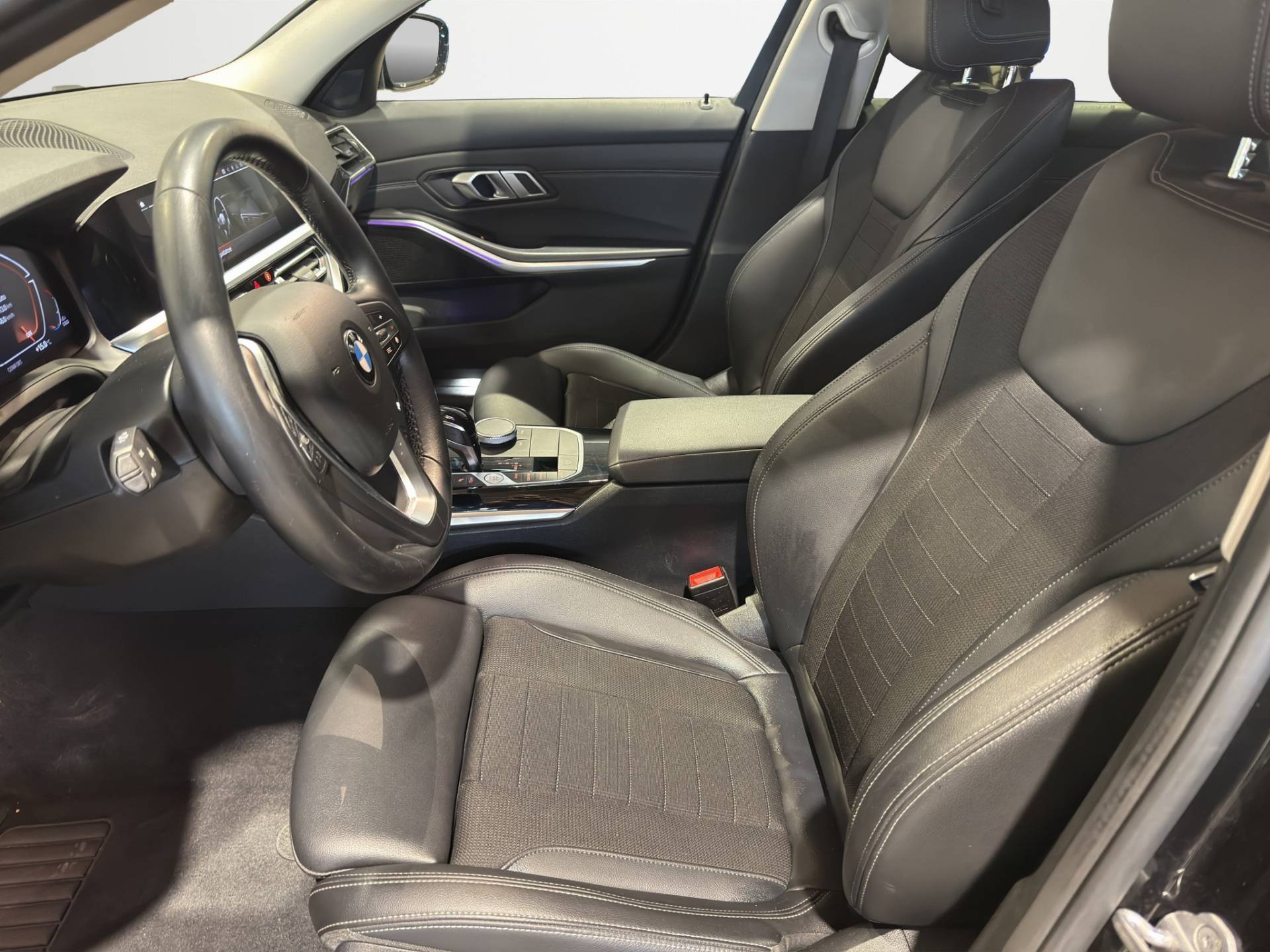 BMW Serie 3 Touring 318i Touring Sport auto usata in pronta consegna - Brandini