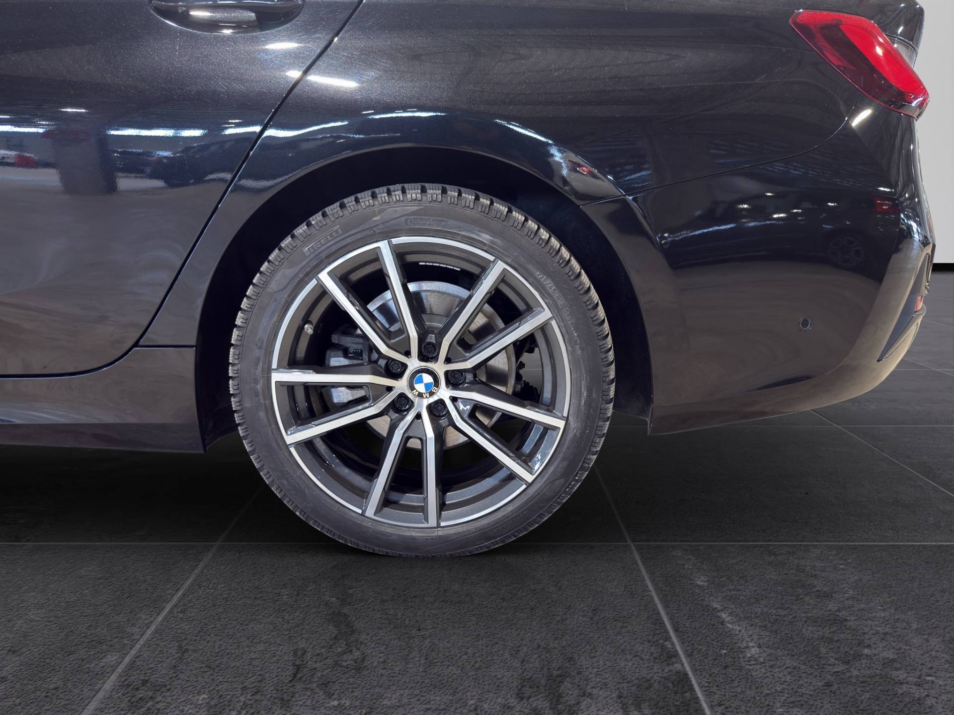 BMW Serie 3 Touring 318i Touring Sport auto usata in pronta consegna - Brandini