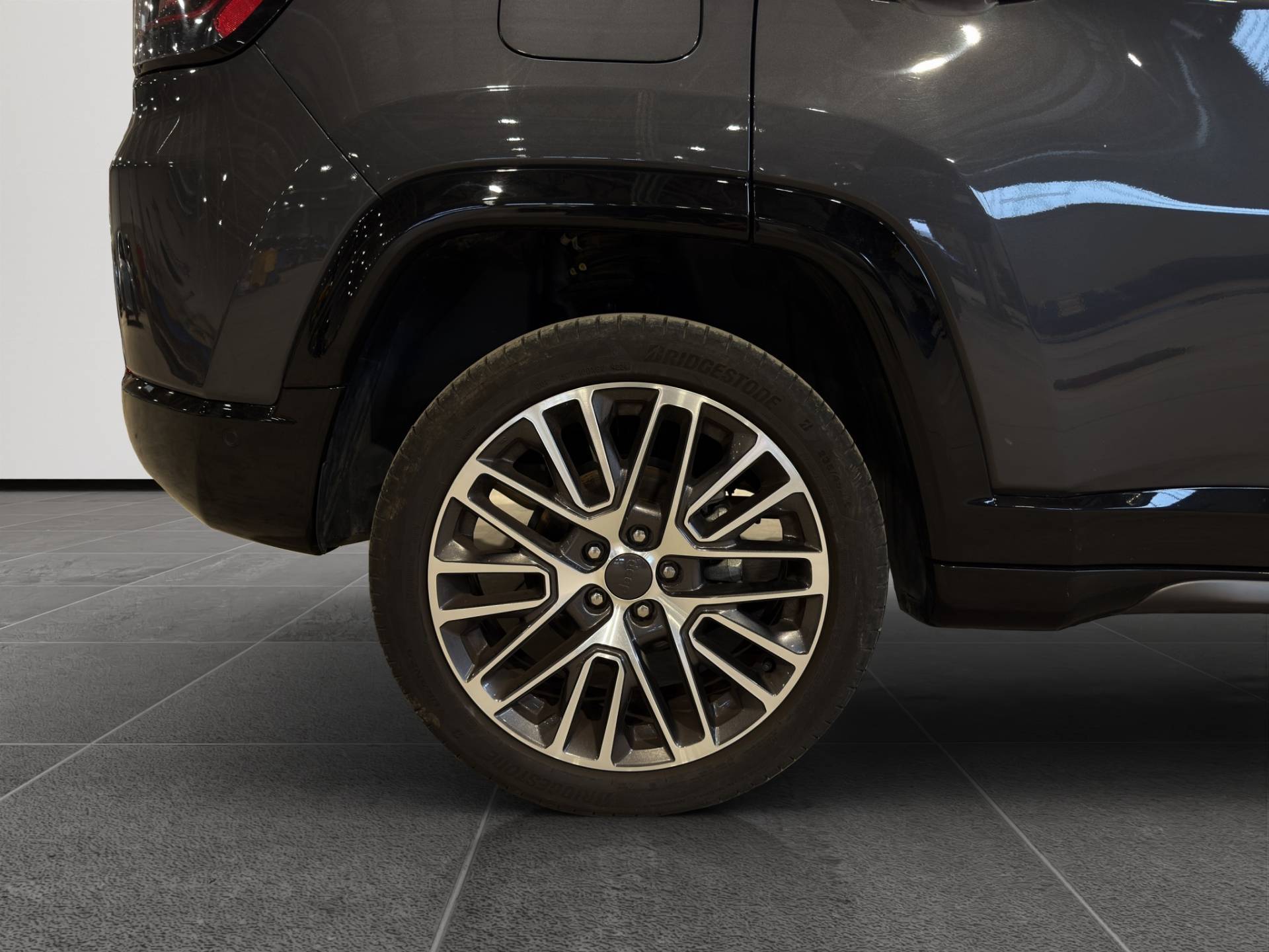 JEEP Compass Compass 1.5 turbo t4 mhev Summit 2wd 130cv dct usata in pronta consegna - Brandini