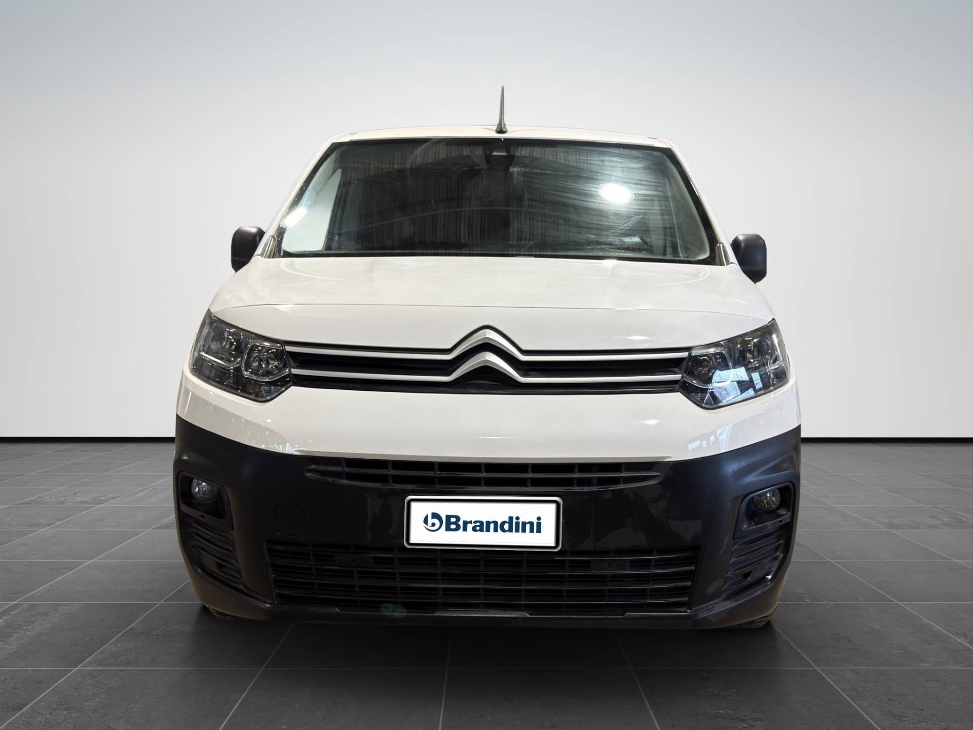 Auto Venduta - CITROEN Berlingo berlingo 1.5 bluehdi 100cv S&S XL Club 3p.ti usata in pronta consegna - Brandini