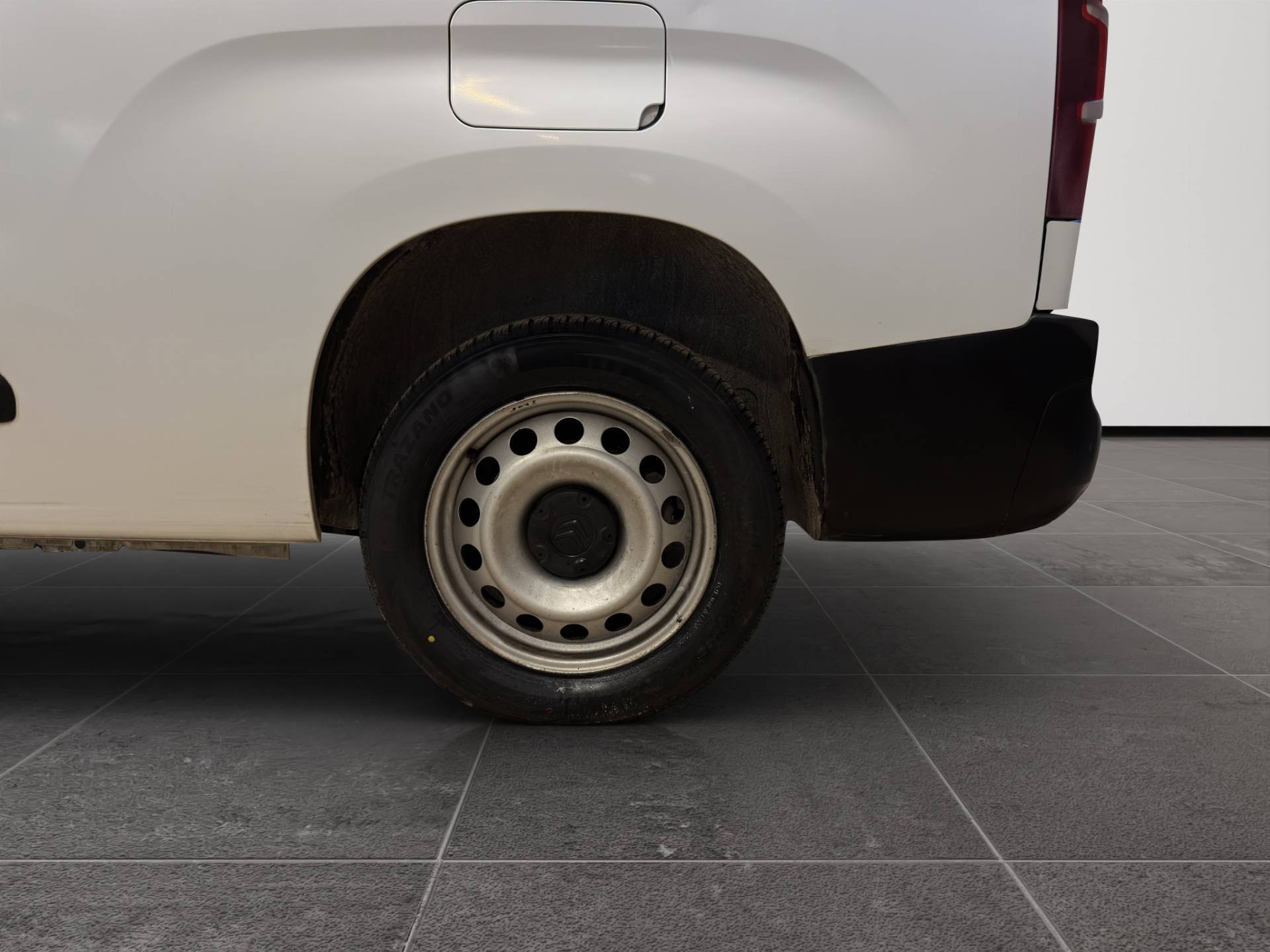 Auto Venduta - CITROEN Berlingo berlingo 1.5 bluehdi 100cv S&S XL Club 3p.ti usata in pronta consegna - Brandini