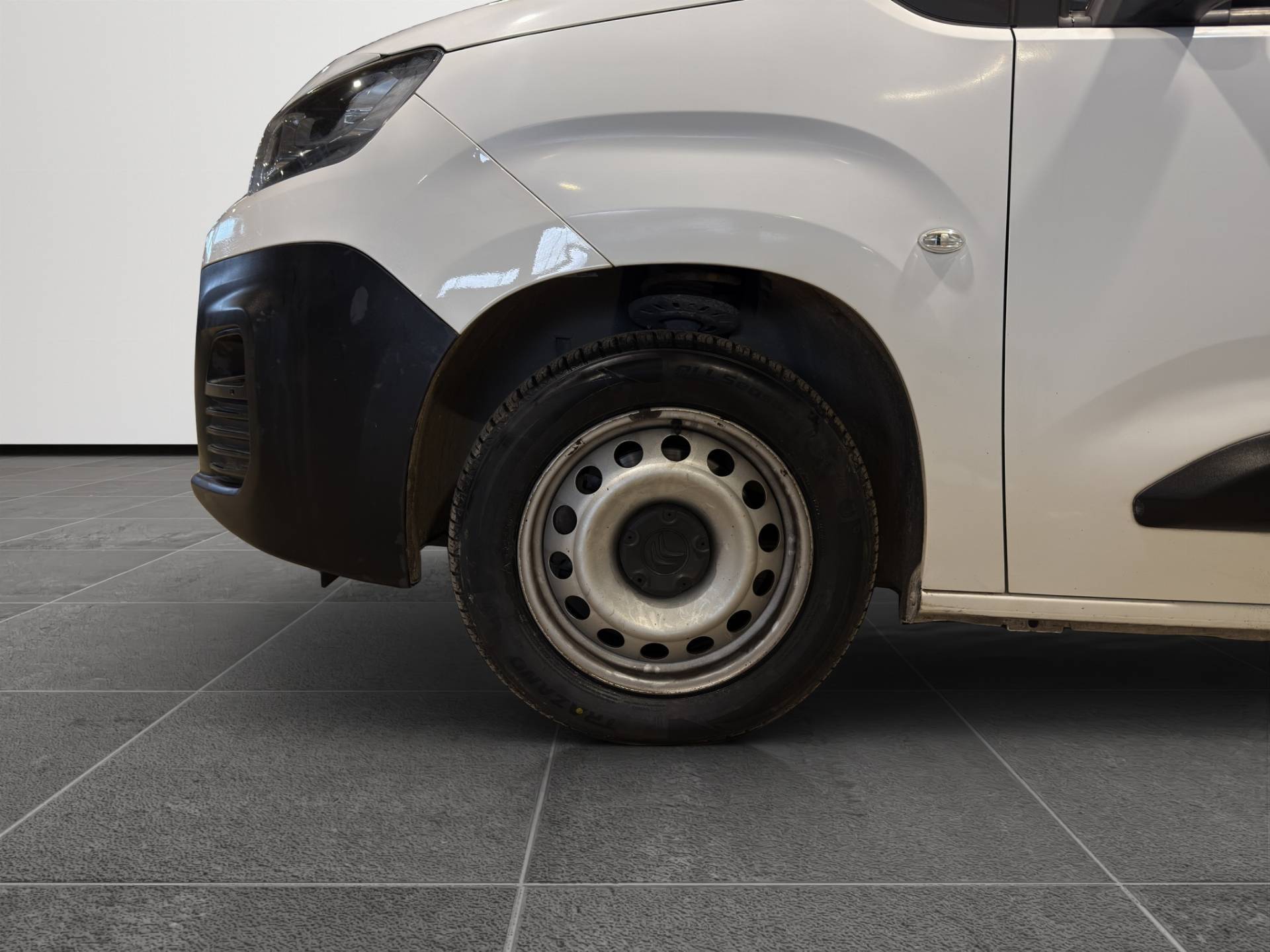 Auto Venduta - CITROEN Berlingo berlingo 1.5 bluehdi 100cv S&S XL Club 3p.ti usata in pronta consegna - Brandini