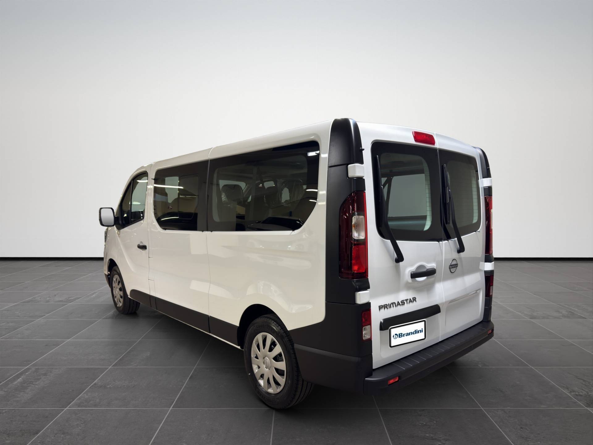 NISSAN Primastar PRIMASTAR EURO6 EBIS Primastar Bus l2h 127q 150 CV MT AB usata in pronta consegna - Brandini