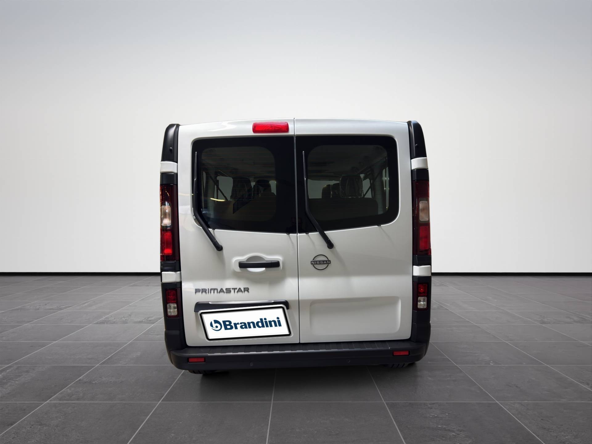 NISSAN Primastar PRIMASTAR EURO6 EBIS Primastar Bus l2h 127q 150 CV MT AB usata in pronta consegna - Brandini