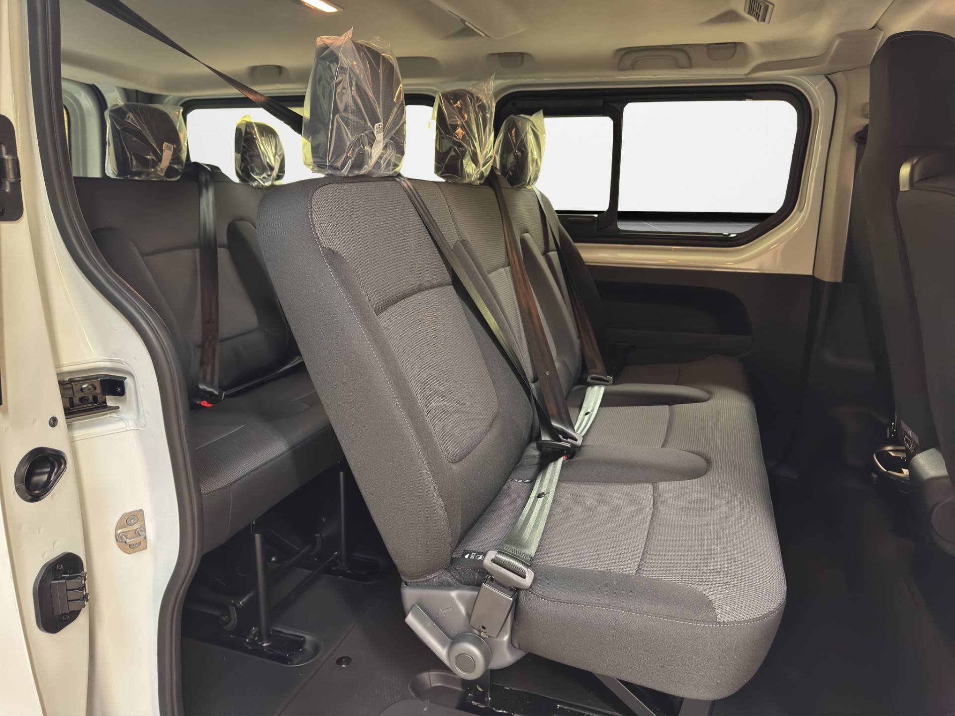 NISSAN Primastar PRIMASTAR EURO6 EBIS Primastar Bus l2h 127q 150 CV MT AB usata in pronta consegna - Brandini