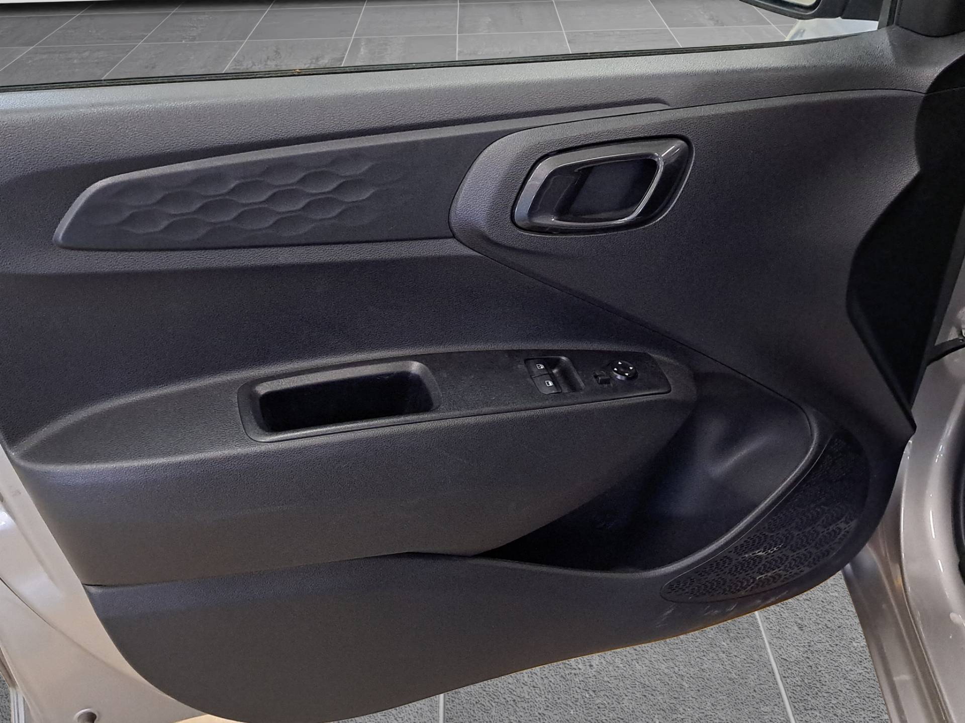 Auto Venduta - HYUNDAI I10 i10 1.0 mpi Tech usata in pronta consegna - Brandini