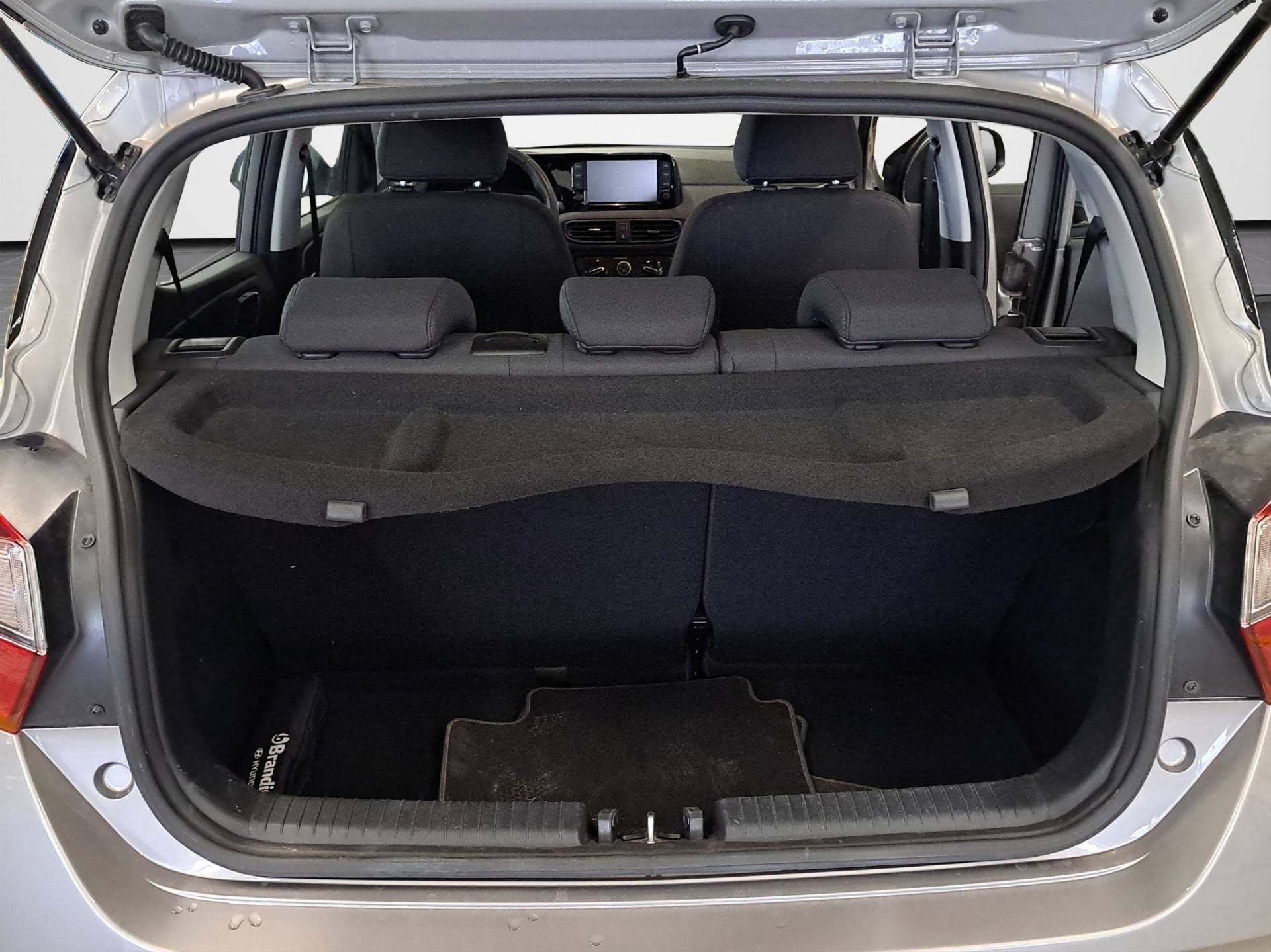 Auto Venduta - HYUNDAI I10 i10 1.0 mpi Tech usata in pronta consegna - Brandini