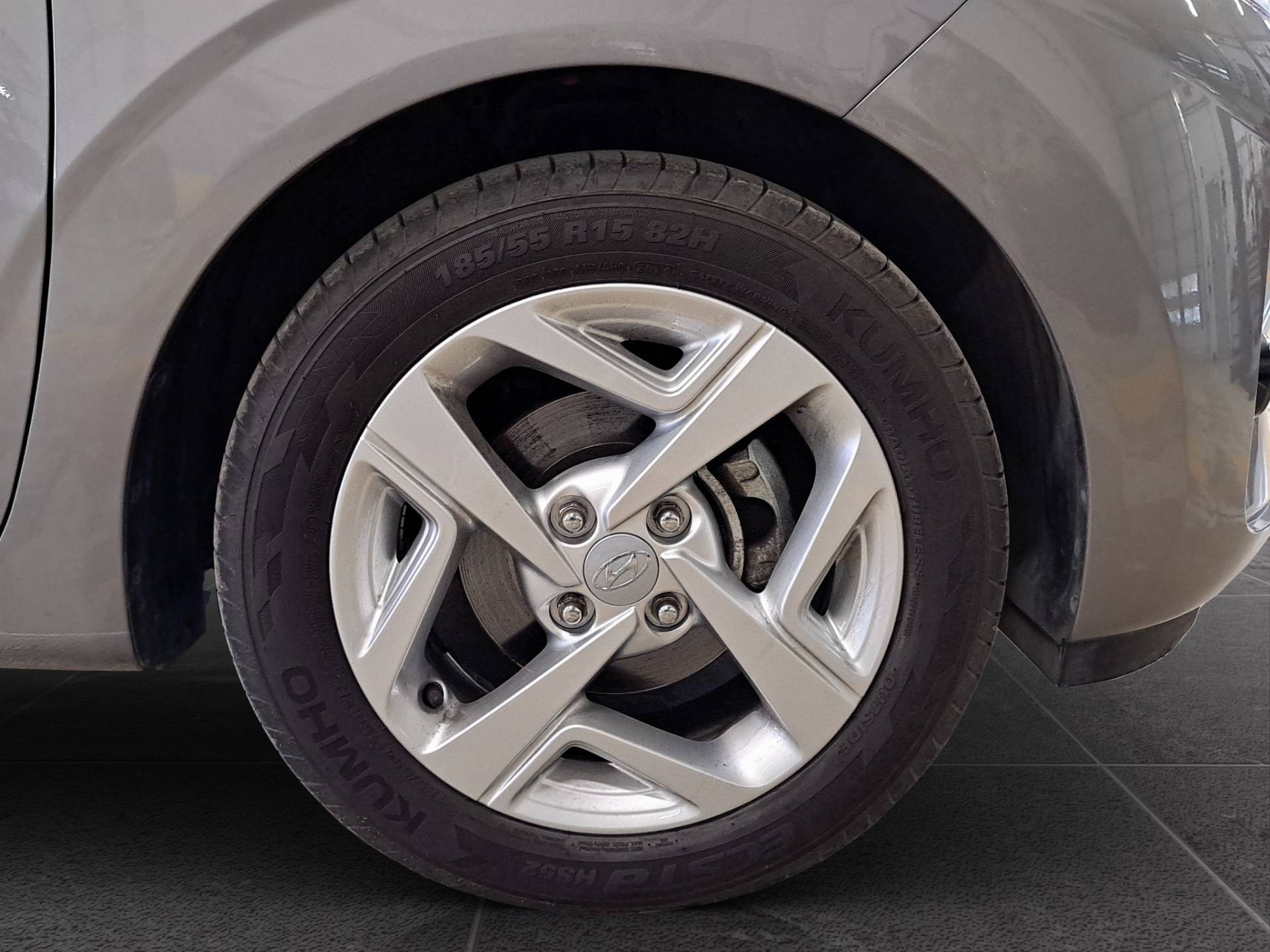 Auto Venduta - HYUNDAI I10 i10 1.0 mpi Tech usata in pronta consegna - Brandini