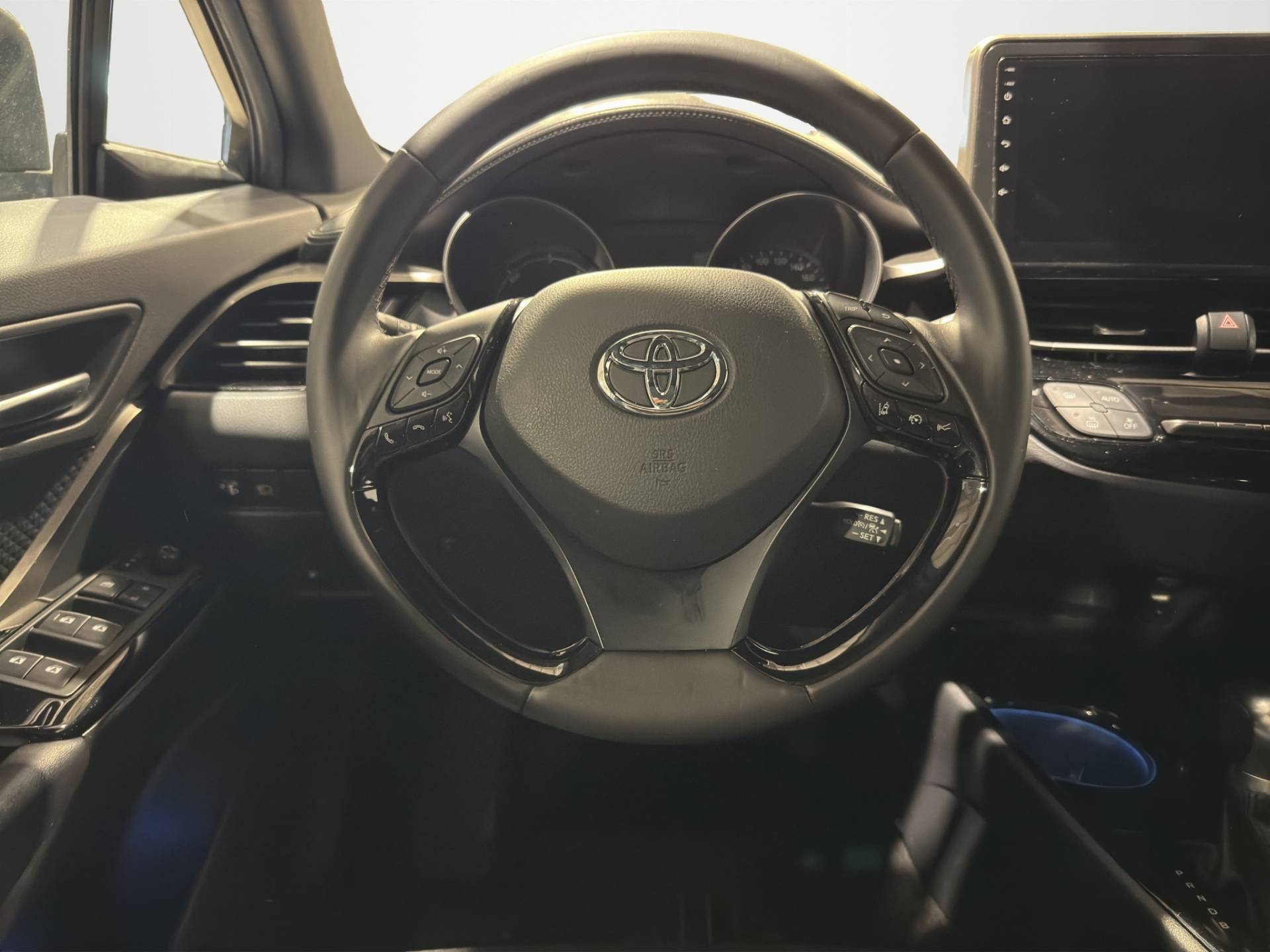 Auto Venduta - TOYOTA C-HR C-HR 1.8h Style 2wd e-cvt my19 usata in pronta consegna - Brandini