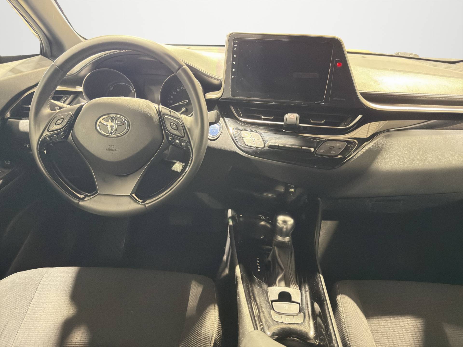 Auto Venduta - TOYOTA C-HR C-HR 1.8h Style 2wd e-cvt my19 usata in pronta consegna - Brandini