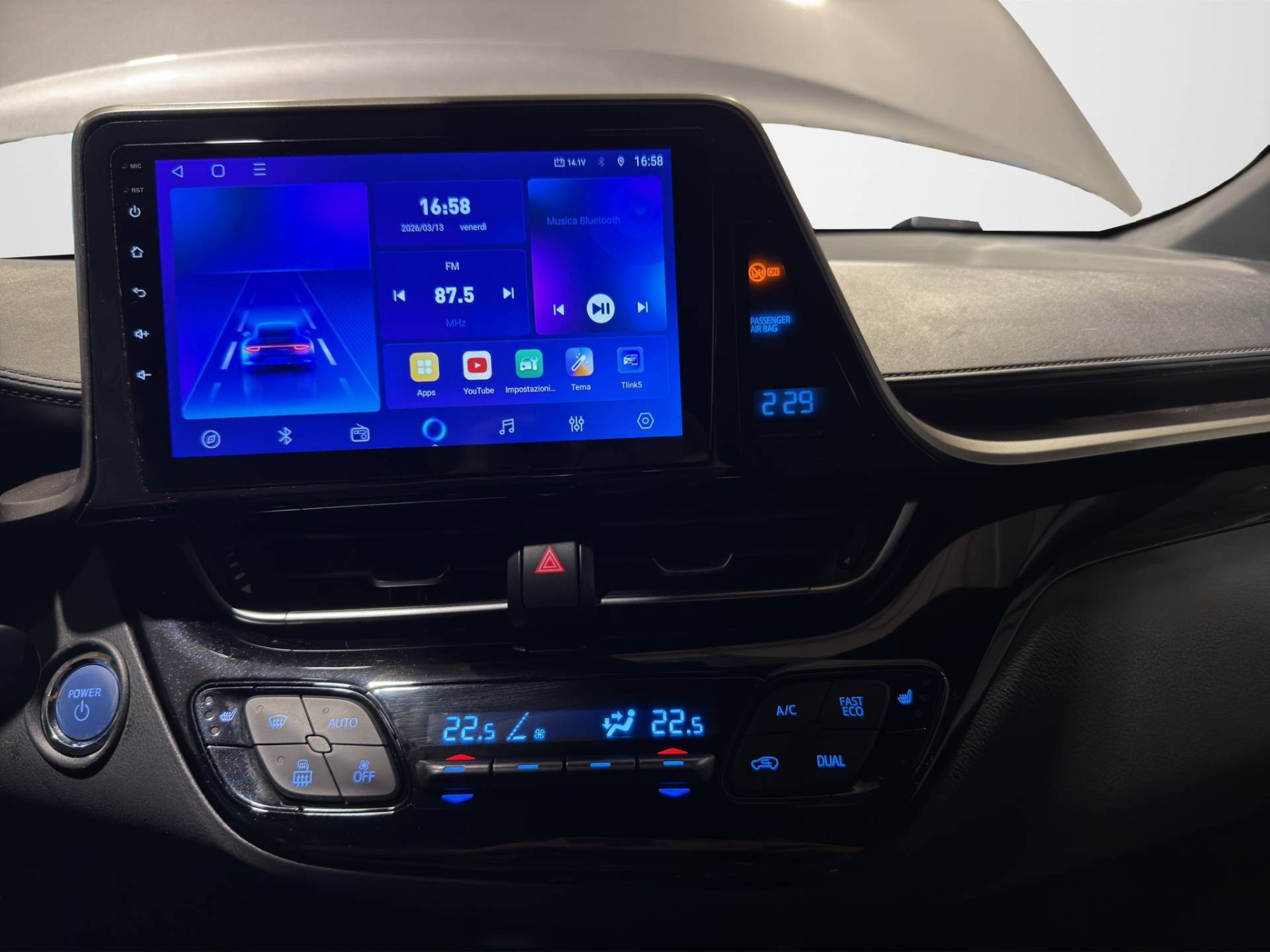 Auto Venduta - TOYOTA C-HR C-HR 1.8h Style 2wd e-cvt my19 usata in pronta consegna - Brandini