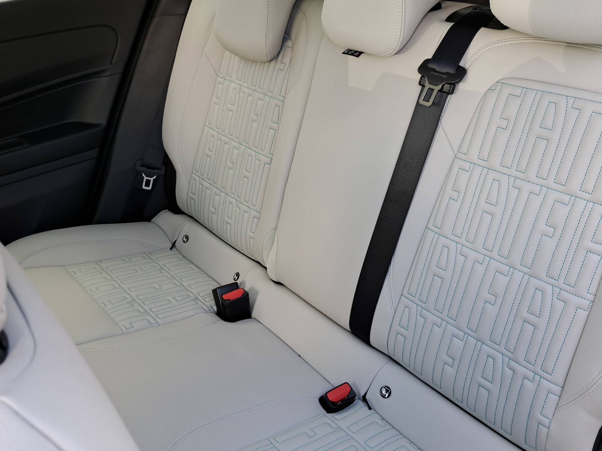 FIAT 600 600 1.2 hybrid La Prima II 110cv auto usata in pronta consegna - Brandini