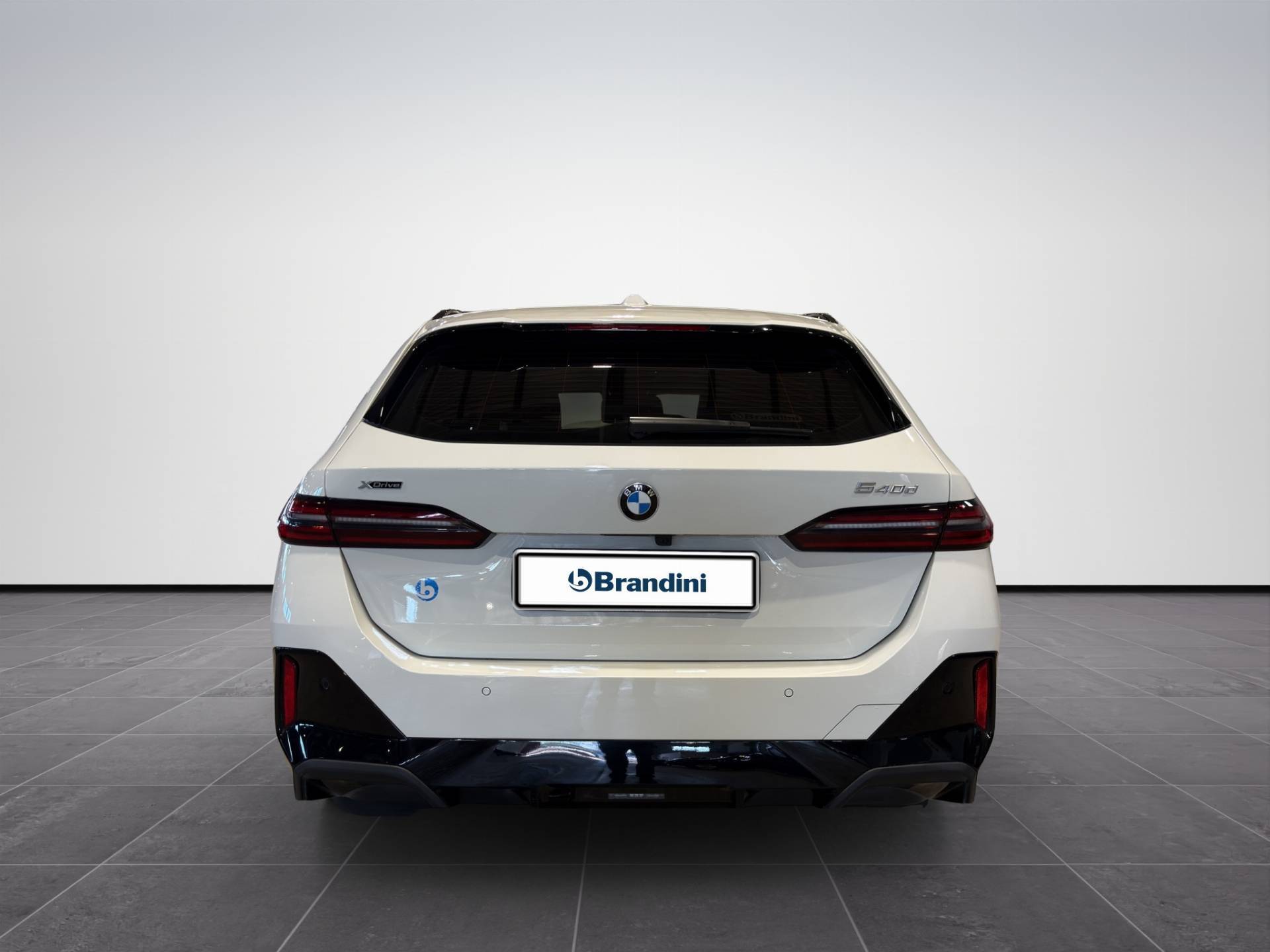 BMW Serie 5 Touring 540d Touring 48V xdrive MSport Pro 183kW auto usata in pronta consegna - Brandini