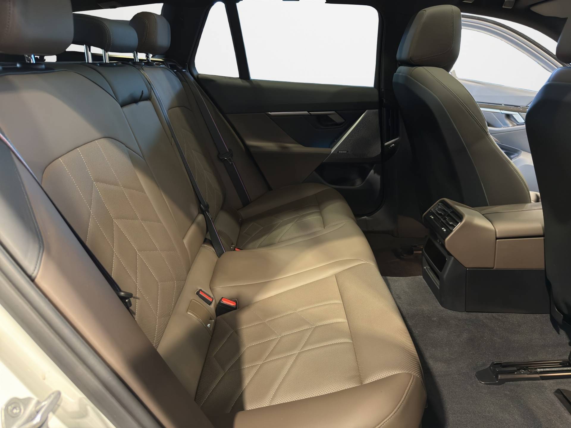 BMW Serie 5 Touring 540d Touring 48V xdrive MSport Pro 183kW auto usata in pronta consegna - Brandini