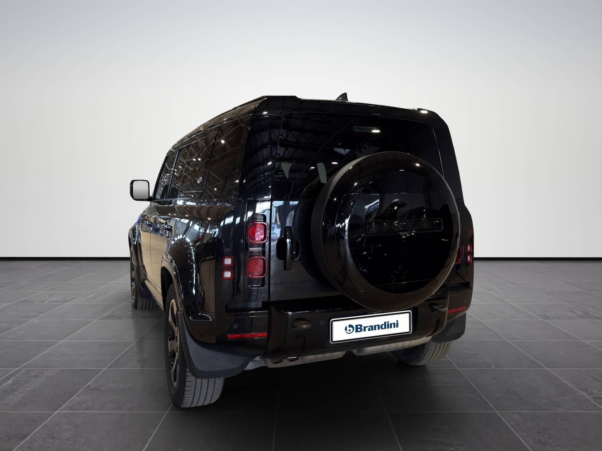 Auto Venduta - LAND ROVER Defender Defender 110 3.0d i6 mhev X-Dynamic SE awd 200cv AUTOCARRO usata in pronta consegna - Brandini