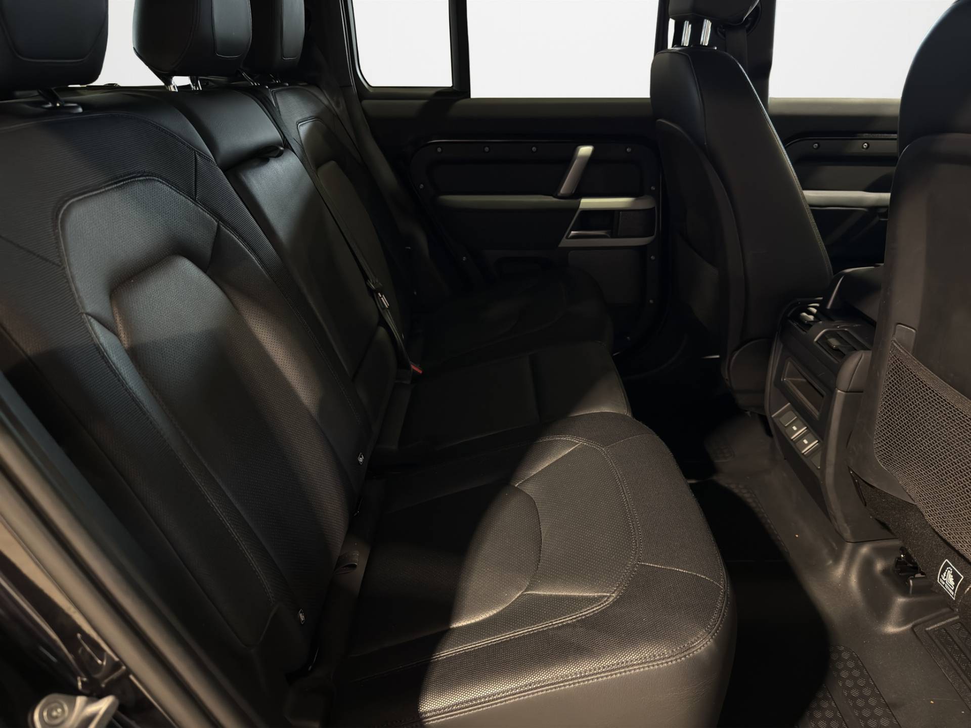 Auto Venduta - LAND ROVER Defender Defender 110 3.0d i6 mhev X-Dynamic SE awd 200cv AUTOCARRO usata in pronta consegna - Brandini