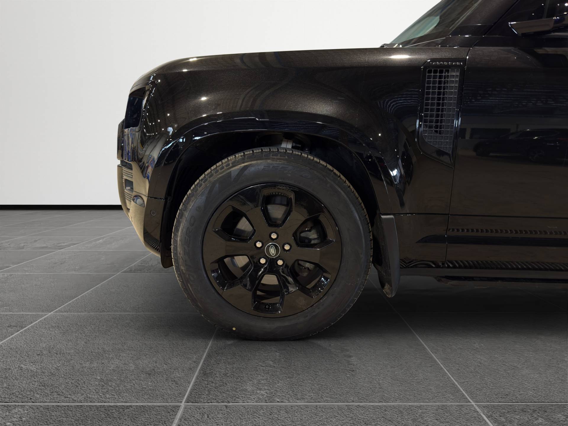 Auto Venduta - LAND ROVER Defender Defender 110 3.0d i6 mhev X-Dynamic SE awd 200cv AUTOCARRO usata in pronta consegna - Brandini