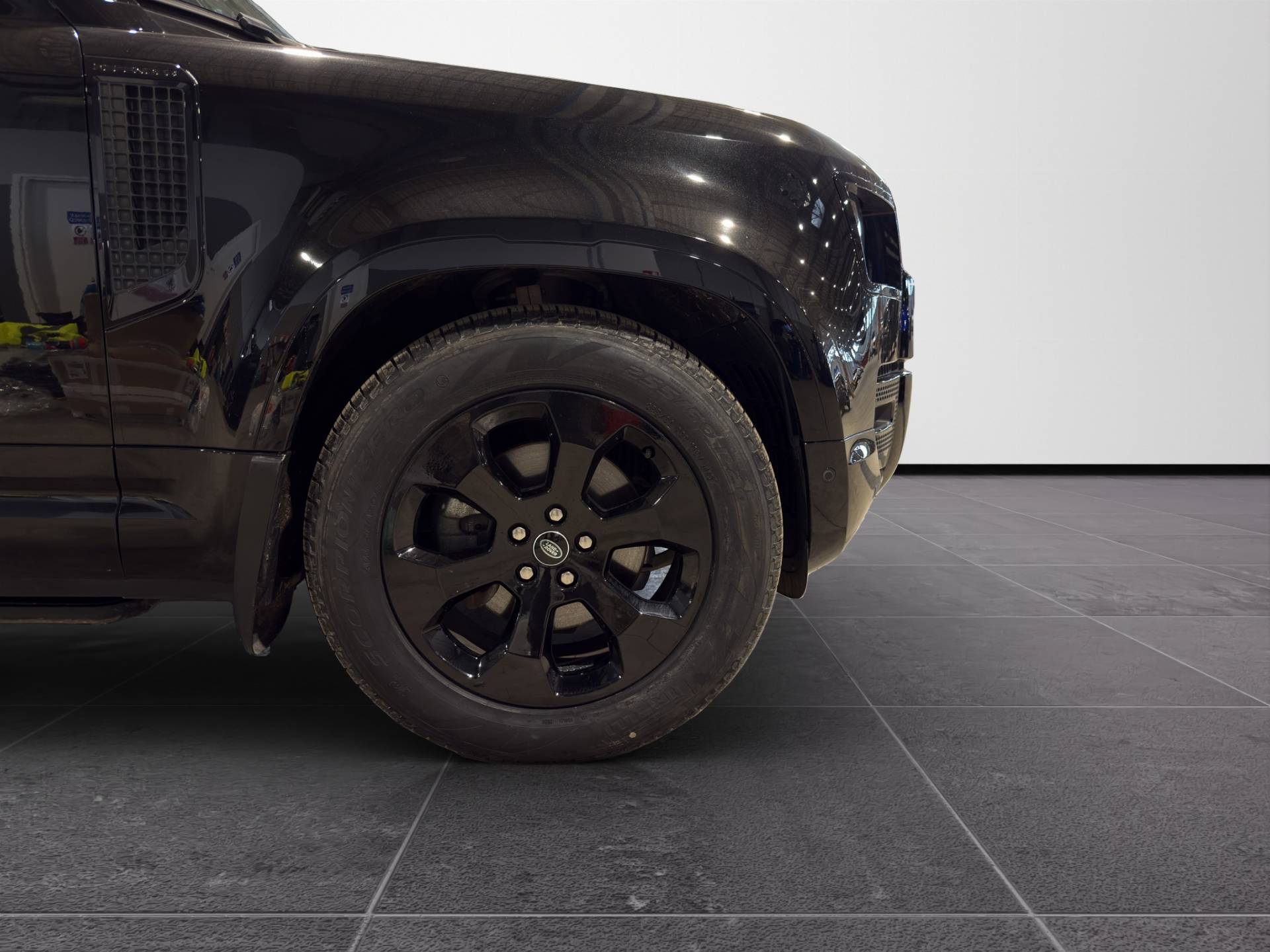 Auto Venduta - LAND ROVER Defender Defender 110 3.0d i6 mhev X-Dynamic SE awd 200cv AUTOCARRO usata in pronta consegna - Brandini