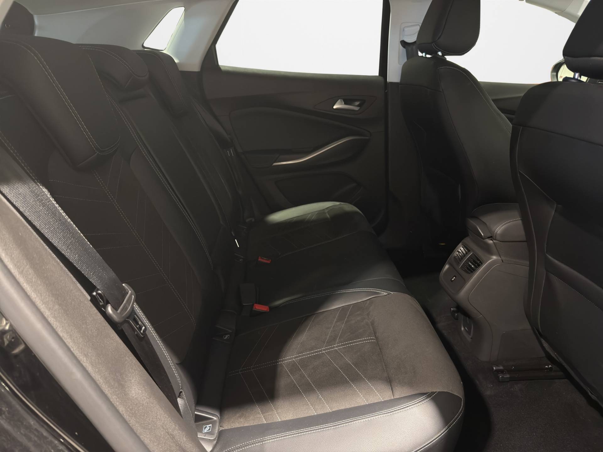 OPEL Grandland X Grandland 1.2 Ultimate s&s 130cv at8 usata in pronta consegna - Brandini