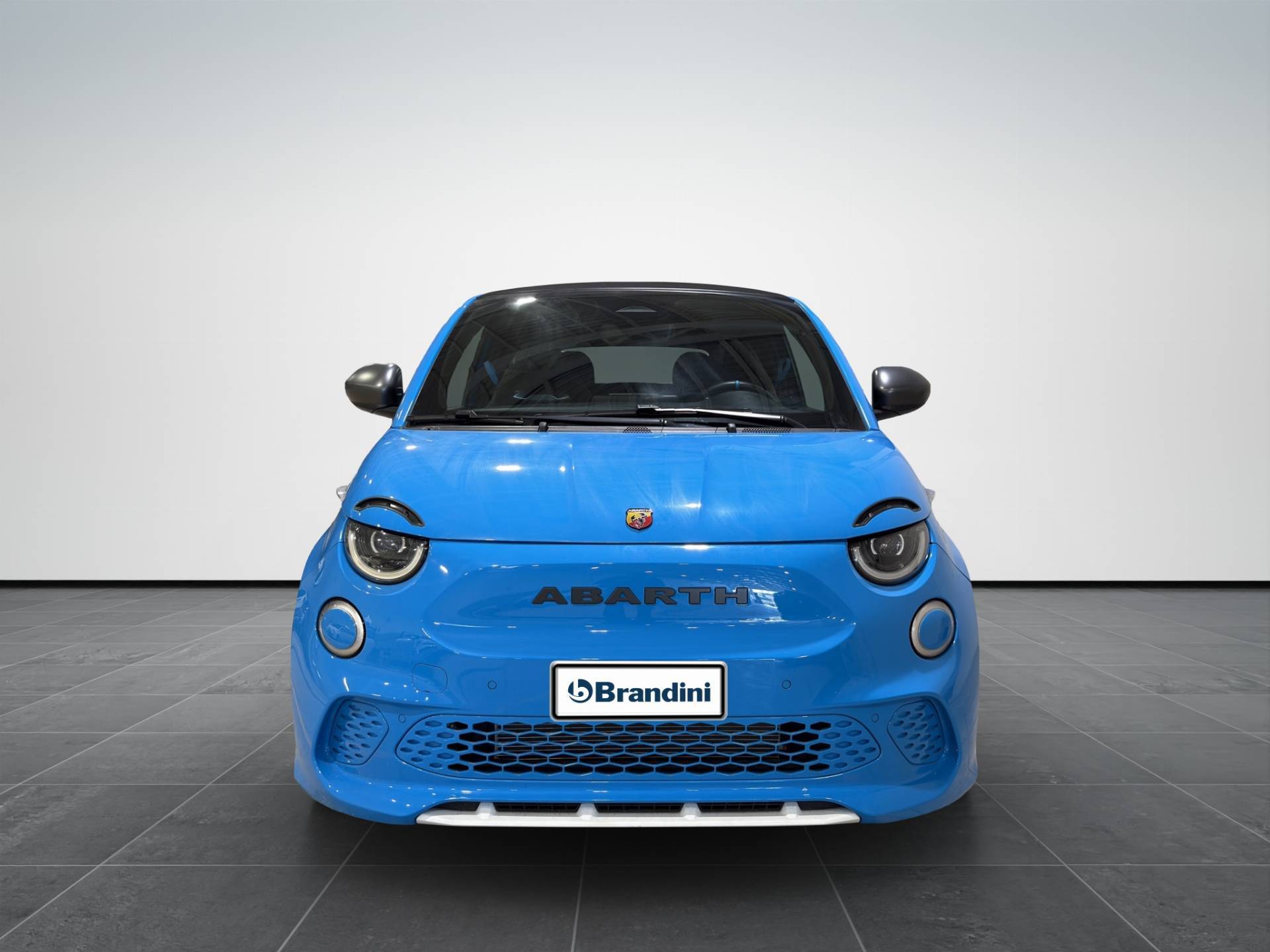 ABARTH 500e 500e Cabrio 42 kWh Scorpionissima usata in pronta consegna - Brandini