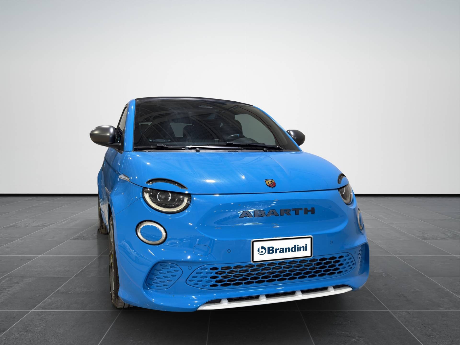 ABARTH 500e 500e Cabrio 42 kWh Scorpionissima usata in pronta consegna - Brandini