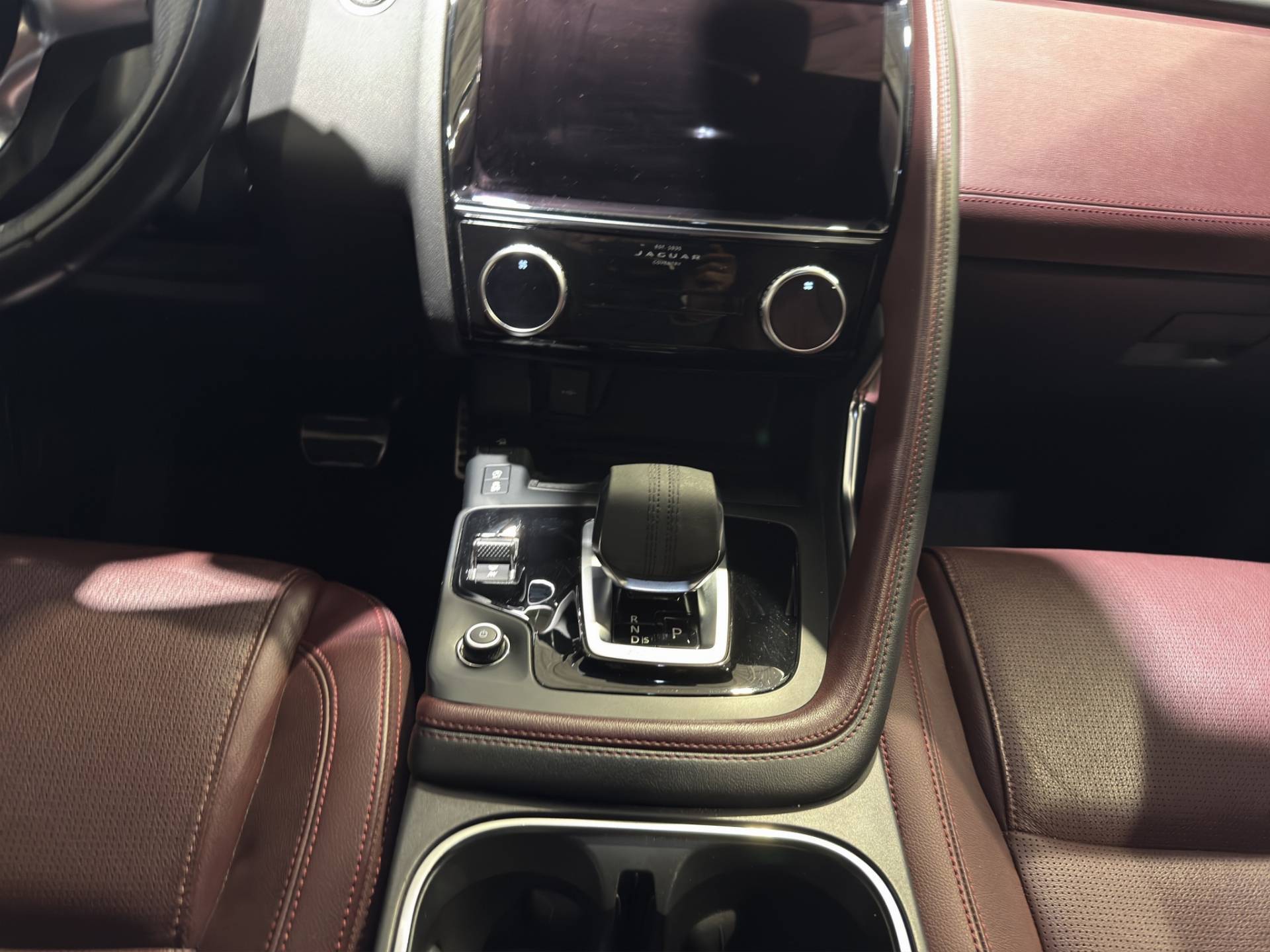 JAGUAR E-Pace E-Pace 2.0 D204 R-Dynamic HSE awd auto usata in pronta consegna - Brandini