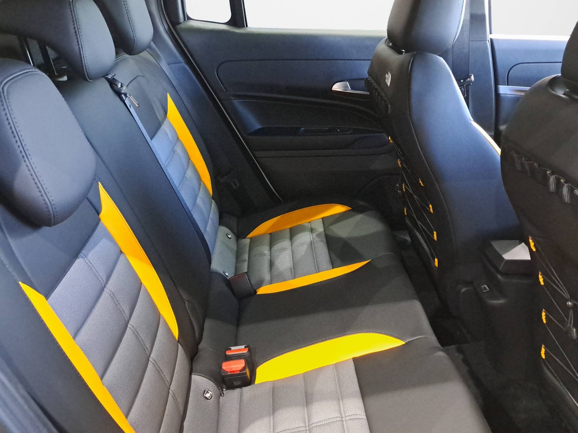 JEEP Avenger Avenger 1.2 turbo e-hybrid The North Face 4xe 136cv edct6 usata in pronta consegna - Brandini