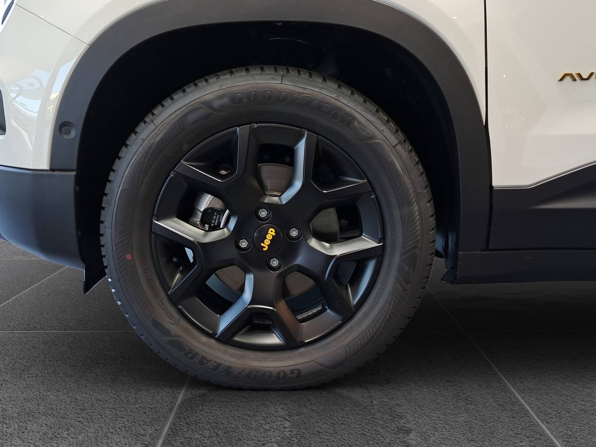 JEEP Avenger Avenger 1.2 turbo e-hybrid The North Face 4xe 136cv edct6 usata in pronta consegna - Brandini