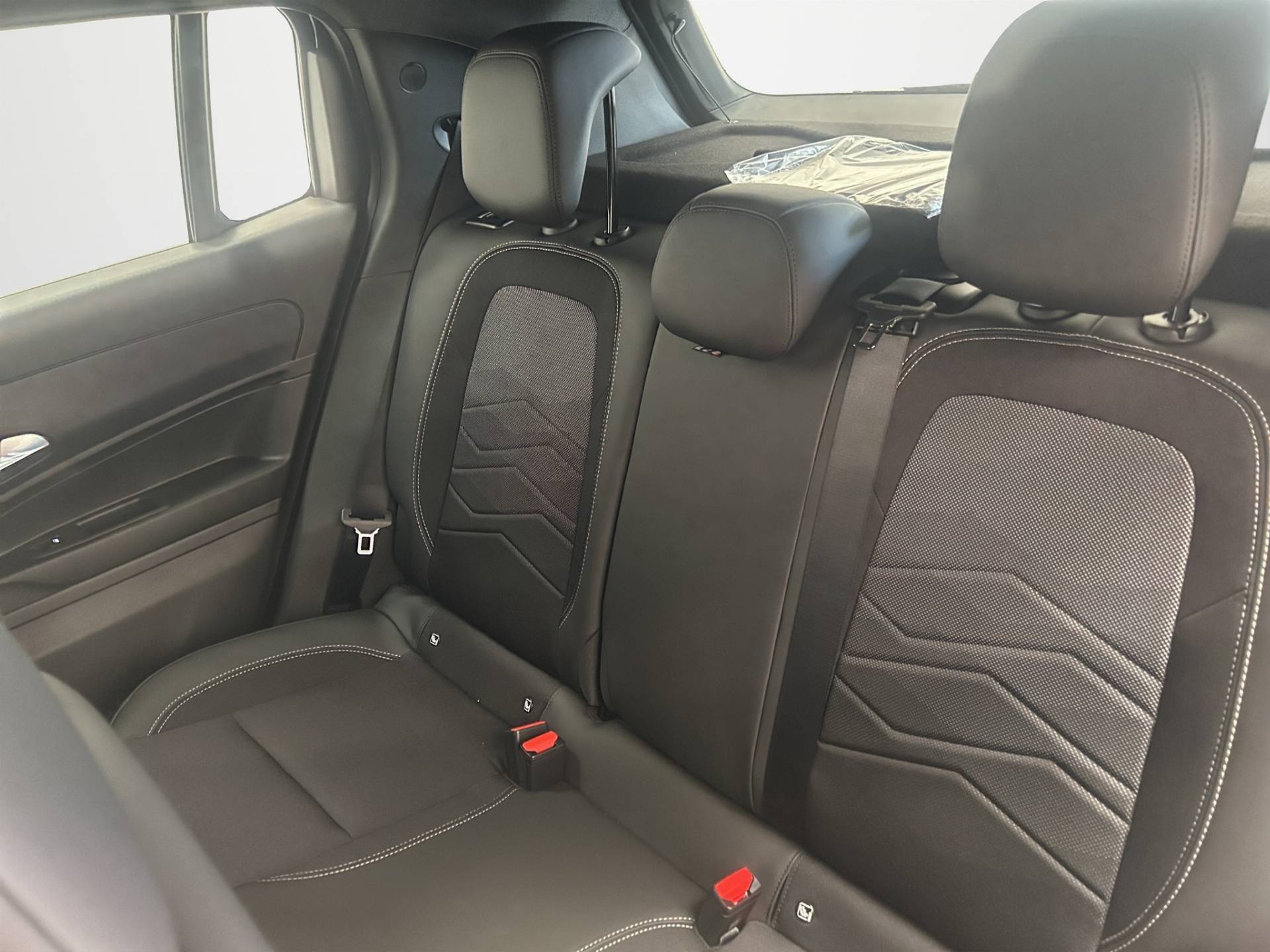 JEEP Avenger Avenger 1.2 turbo e-hybrid Altitude fwd 100cv edct6 usata in pronta consegna - Brandini